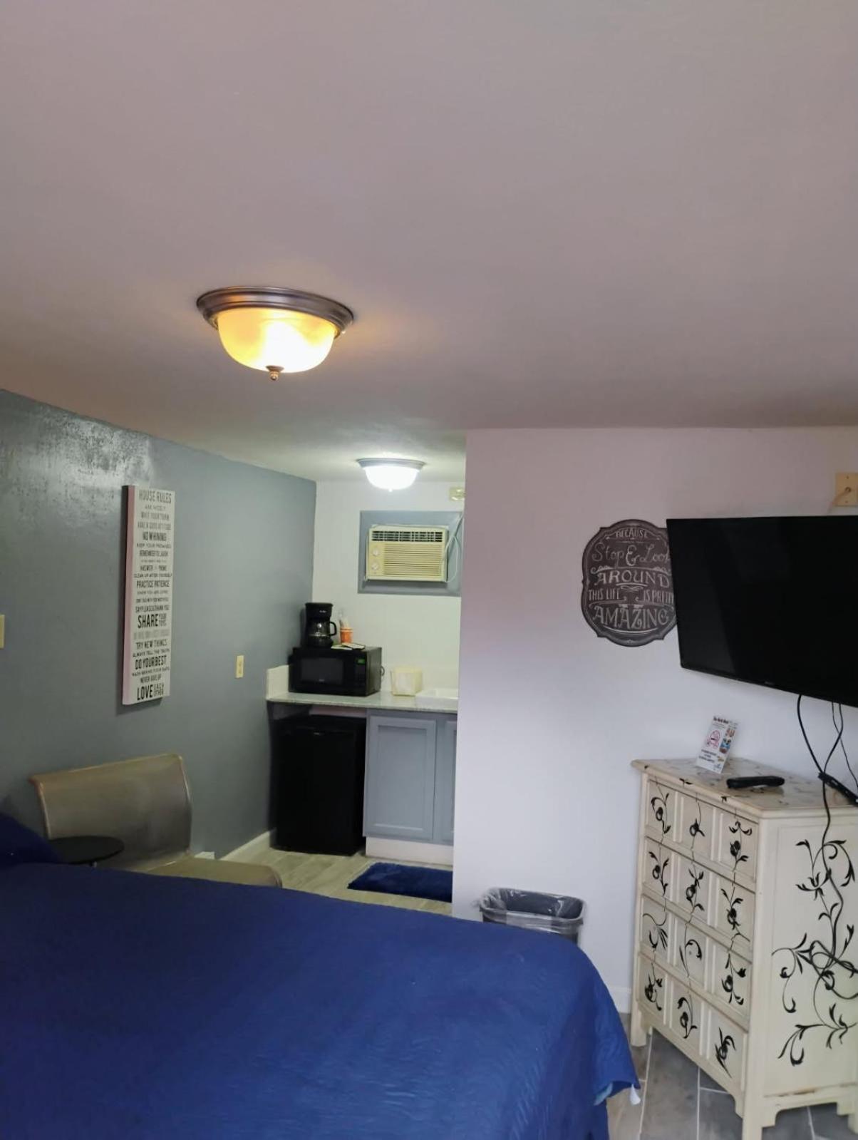 Basic Double Room