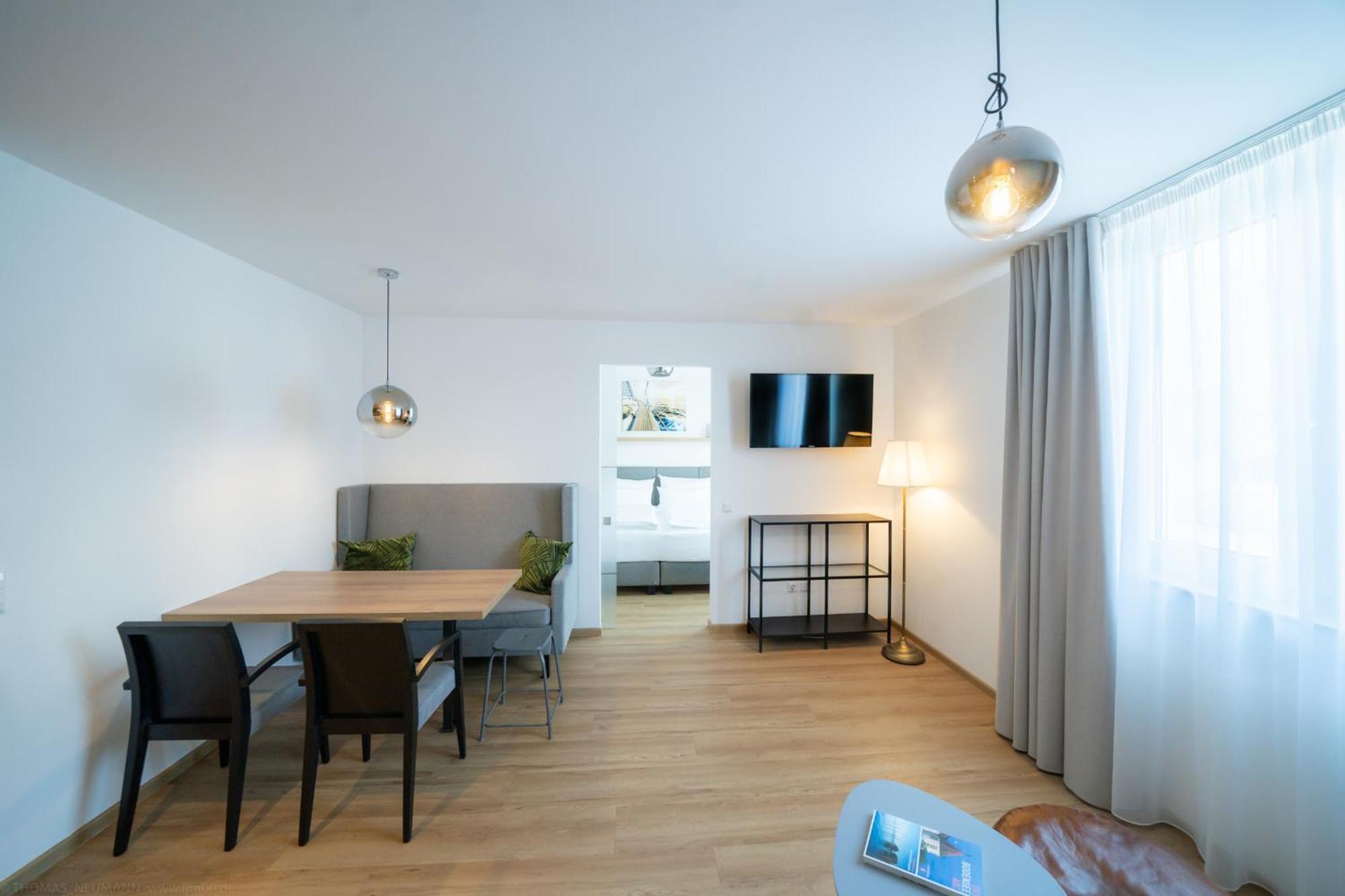 Comfort Suite small