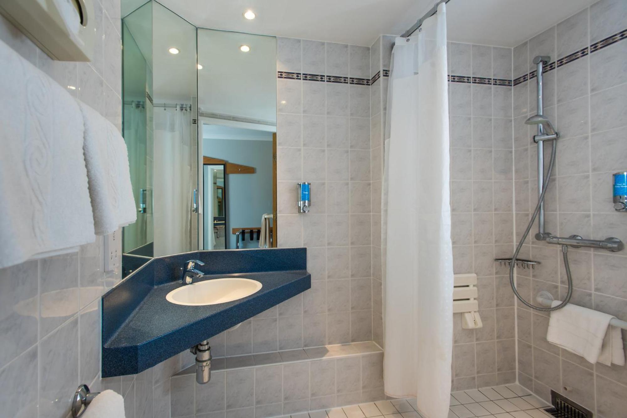 Double Room with Free Hot Breakfast - Accessible,1709533339:JPEG