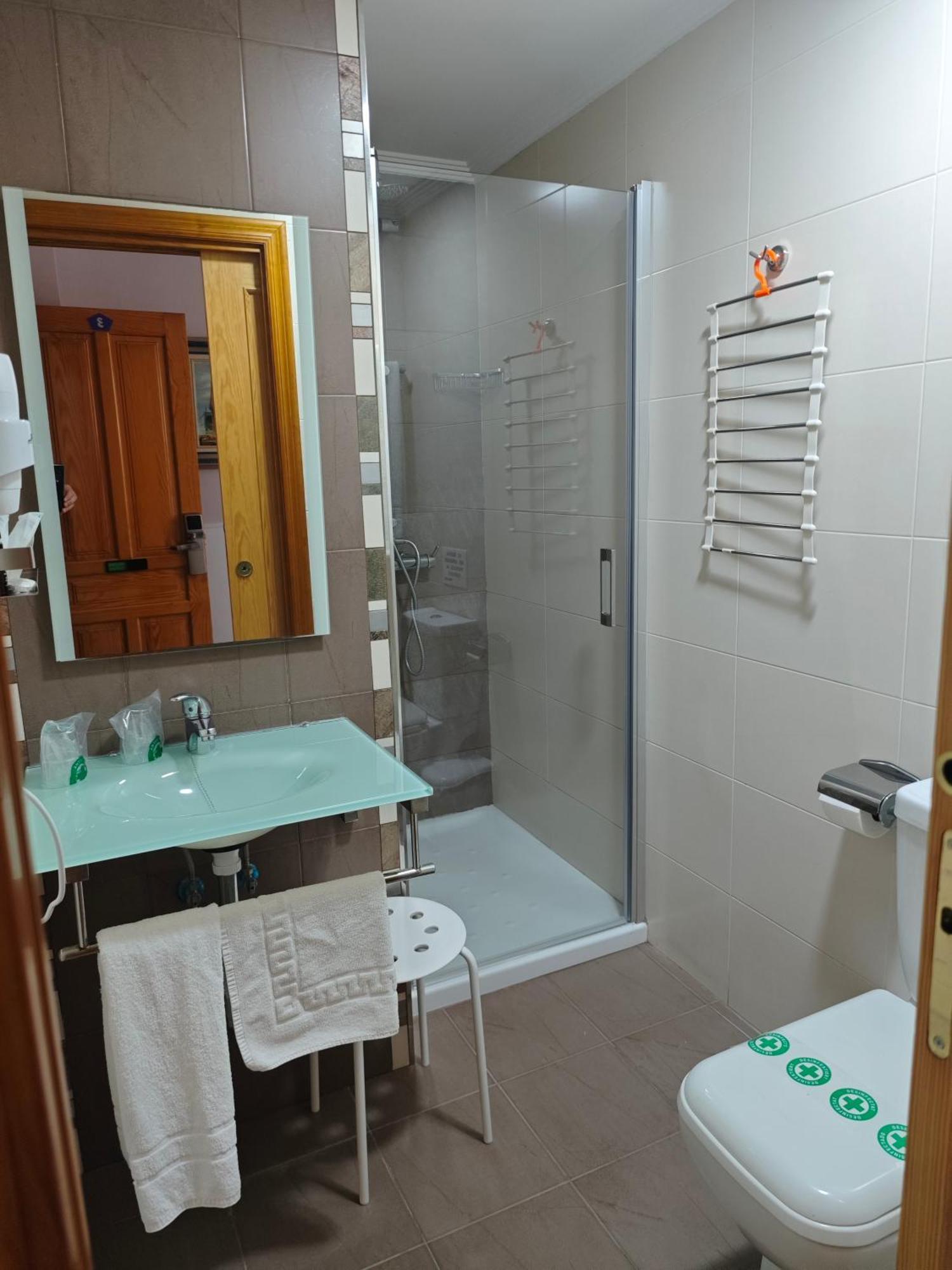 Economy Double or Twin Room,1666638226:JPEG