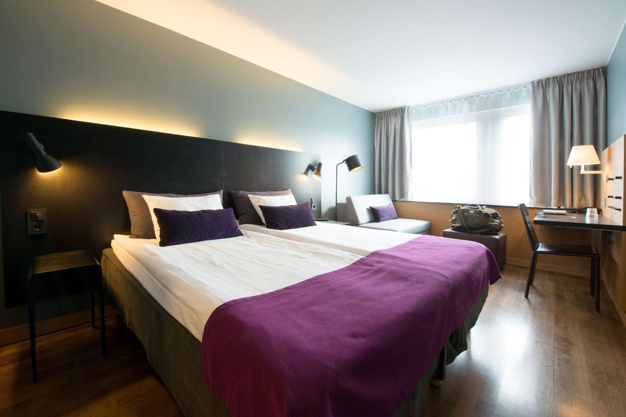 Standard King Room