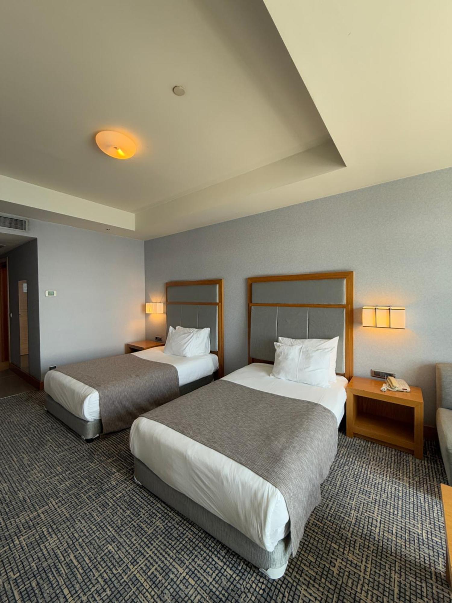 Standard Twin Room Sea View