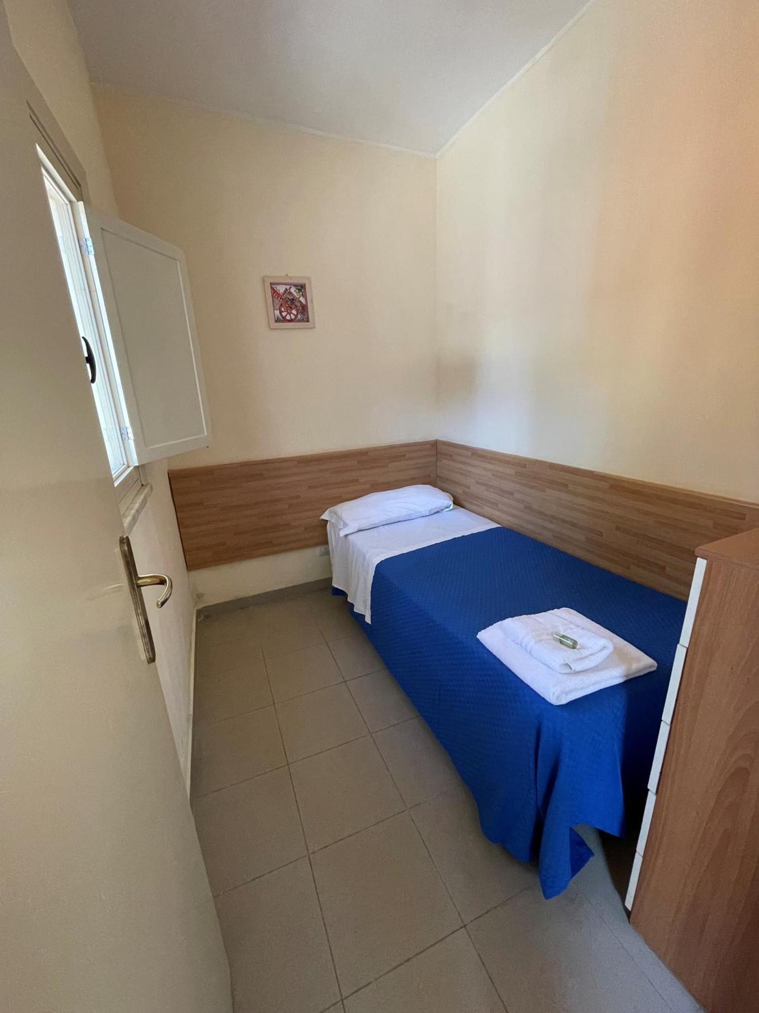 Two-Room Apartment (3 Adults),1666658651:JPEG