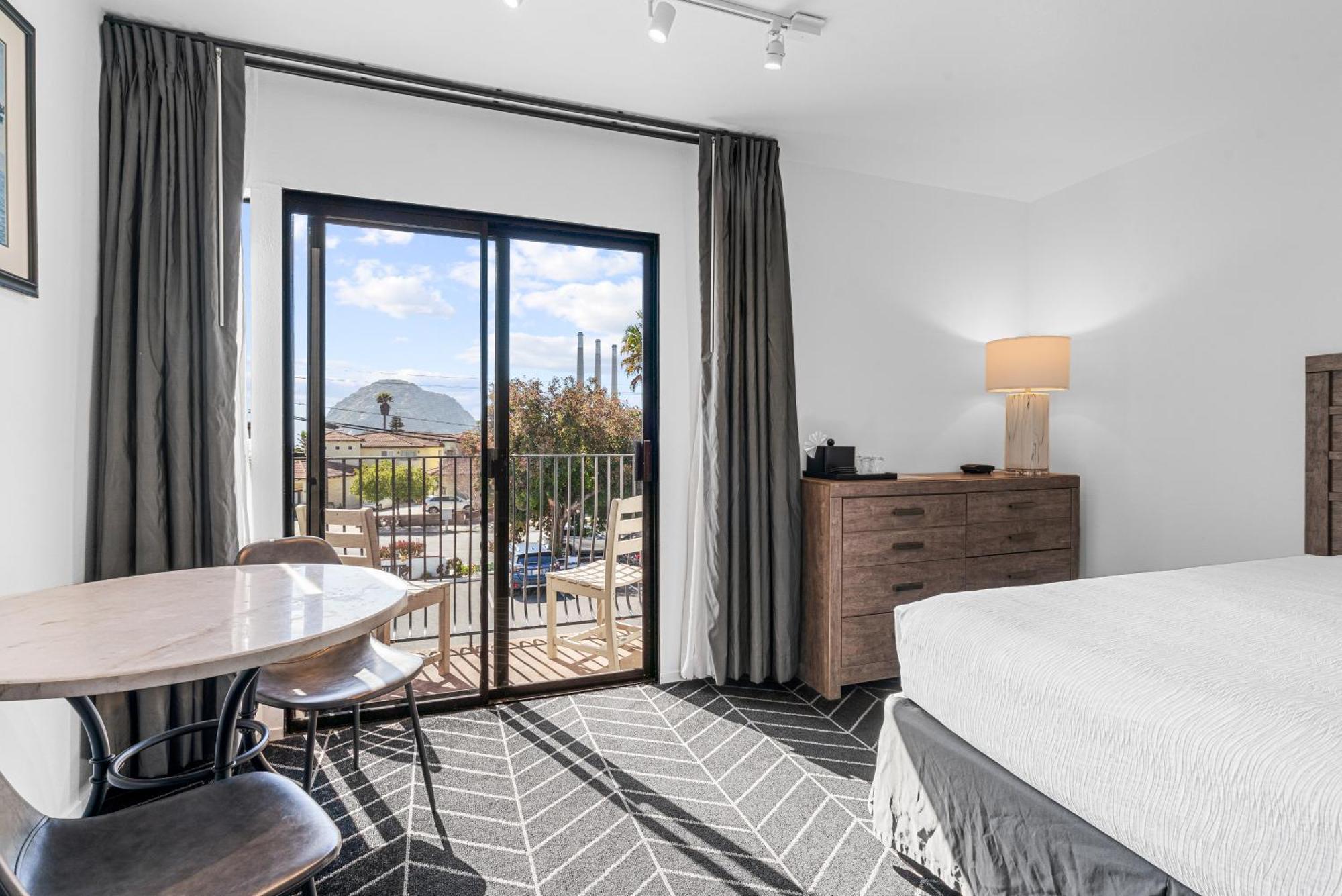 Deluxe Room 1 King Bed fireplace balcony non smoking