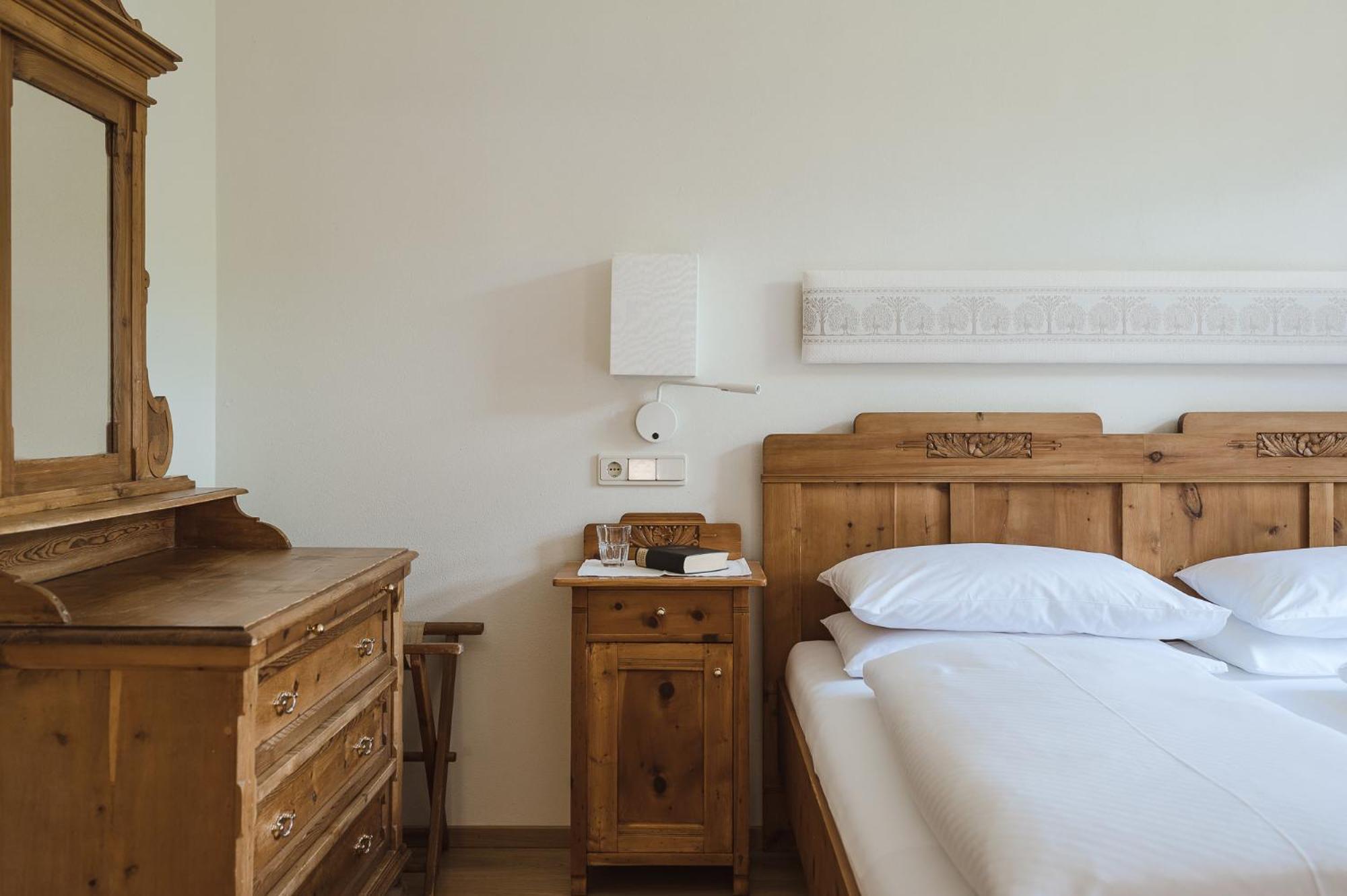 Large Double or Twin Room