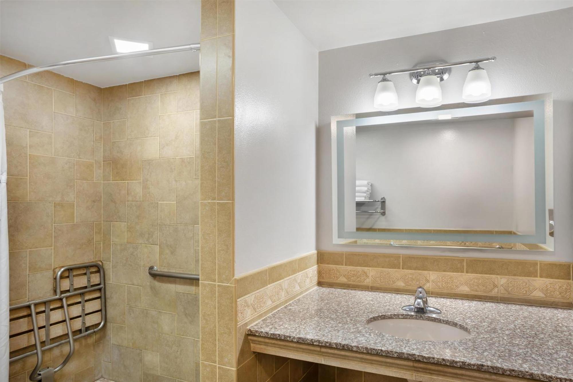 Queen Room with Two Queen Beds and Roll-In Shower - Disability Access/Non-Smoking
