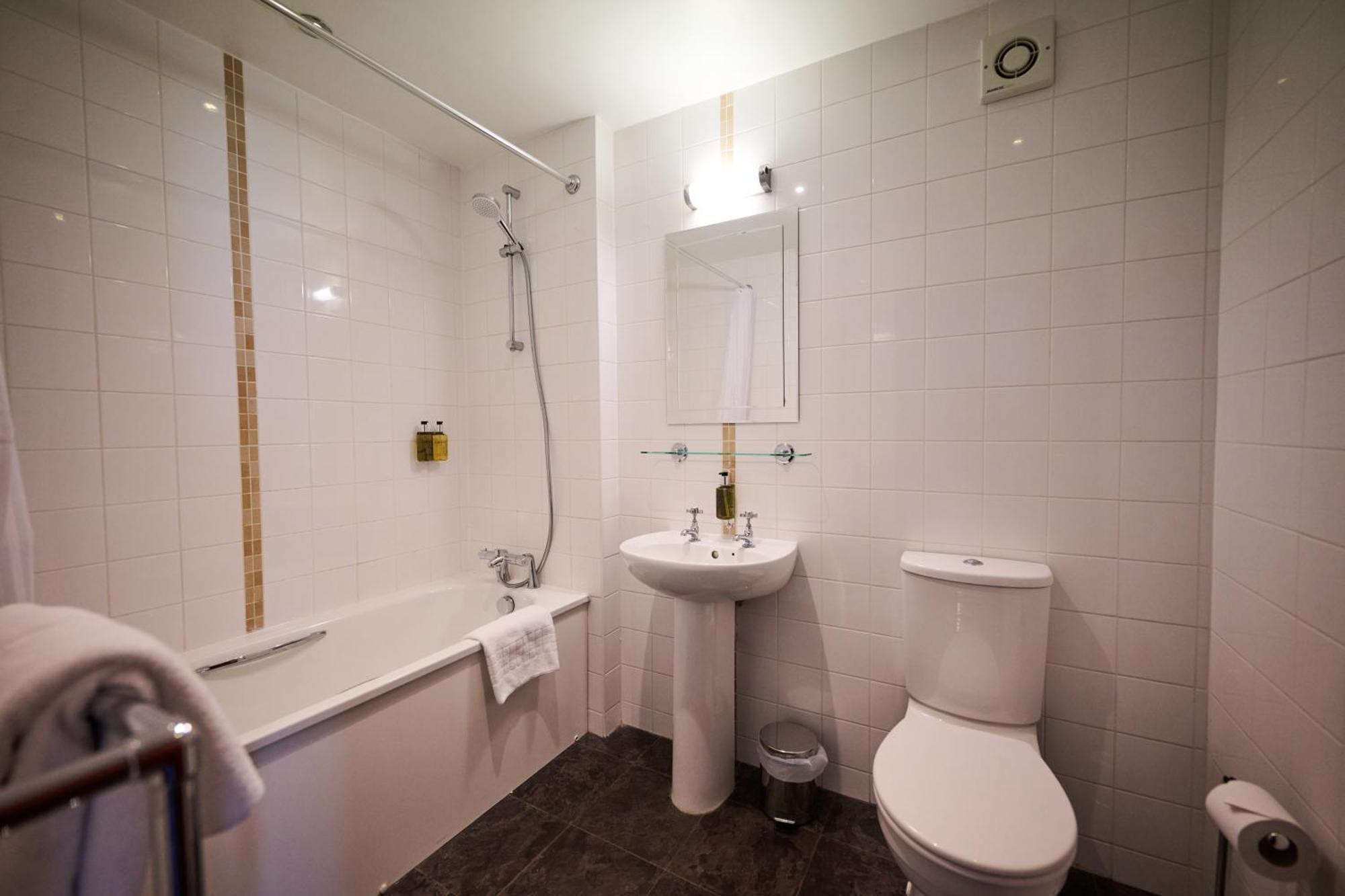 Budget Double Room,1666671378:JPEG