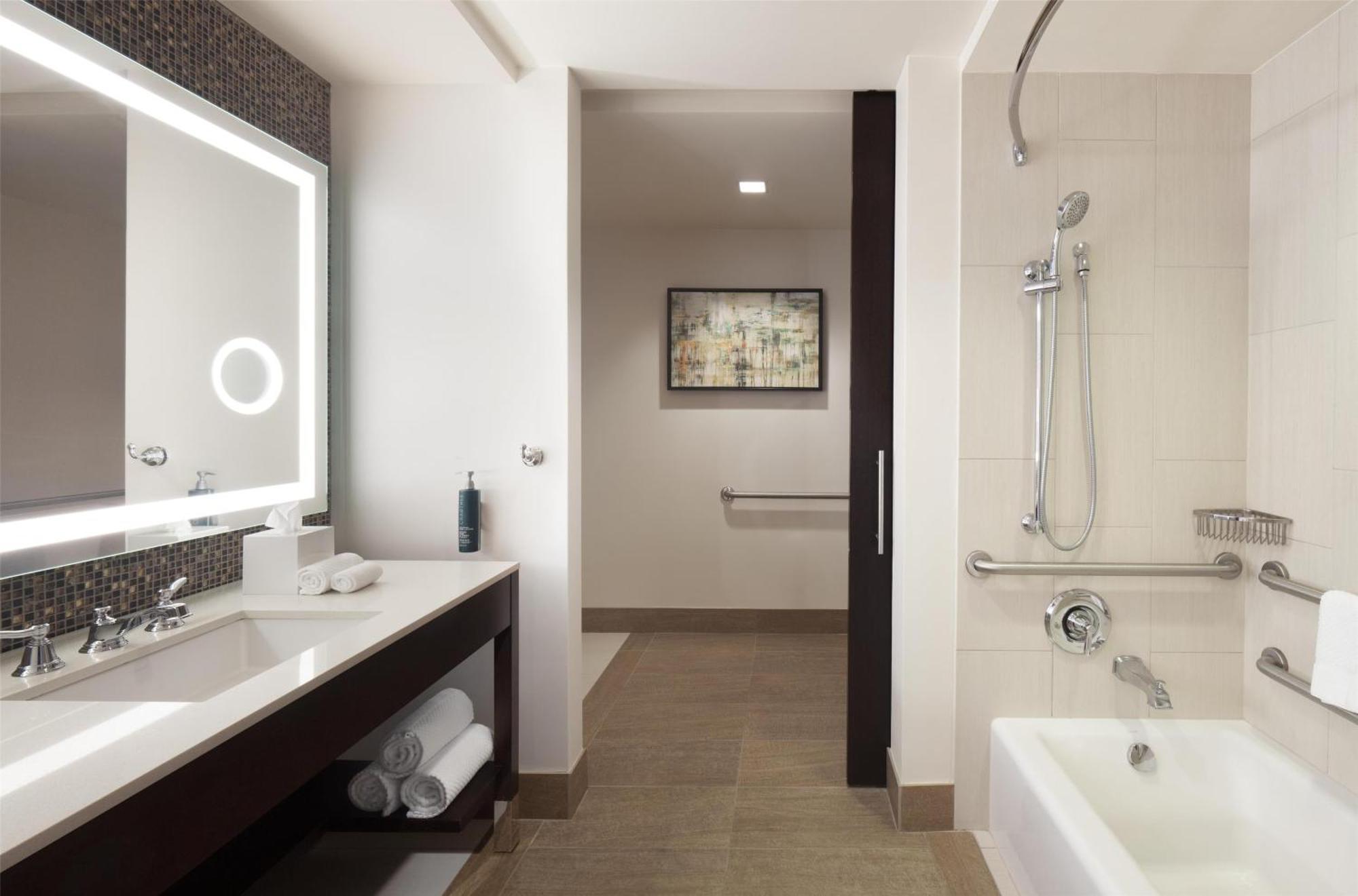 Queen Room Two Queen Beds Tub Mobility Hearing Access