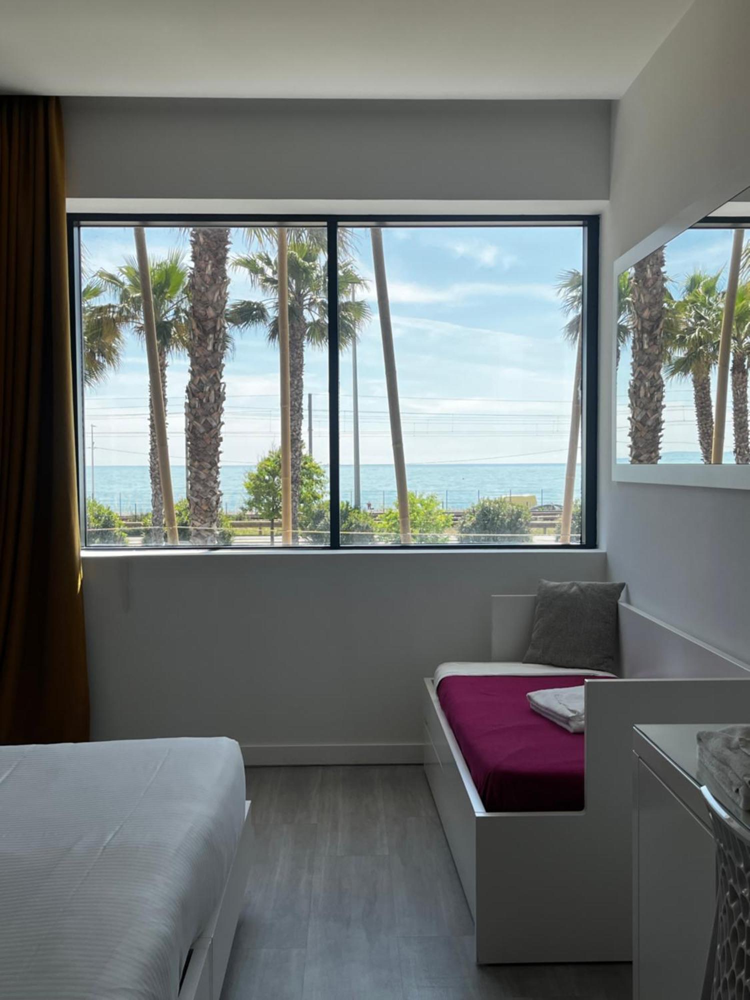 Triple Room Sea View