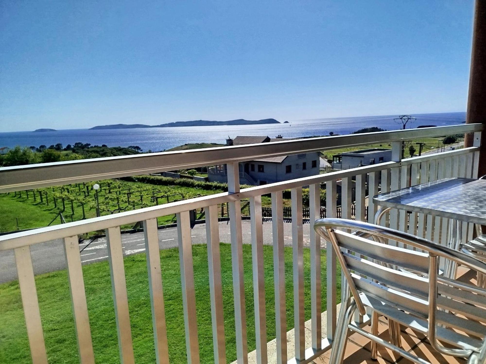 One-Bedroom Apartment Sea View Terrace