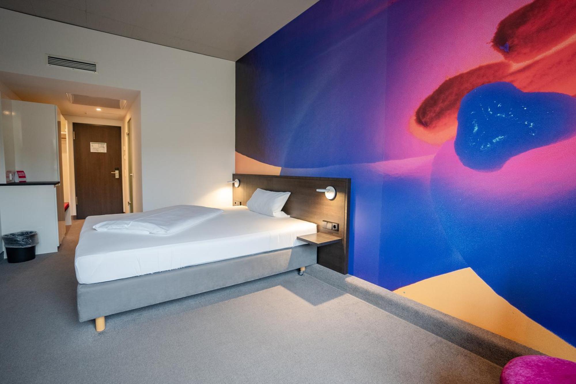 Large Double Room