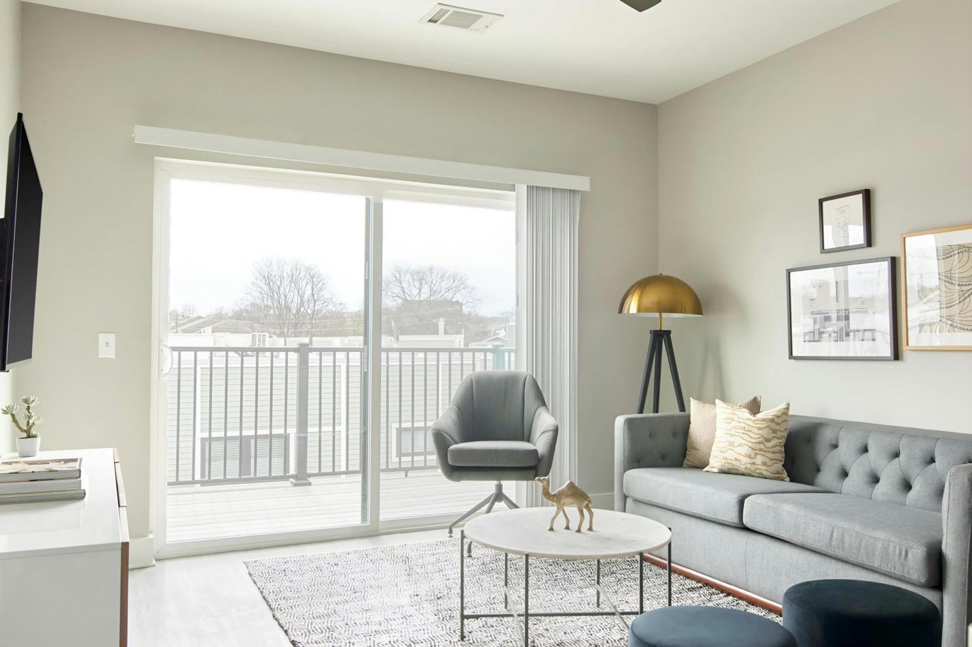 One-Bedroom Apartment Balcony,1666752041:JPEG