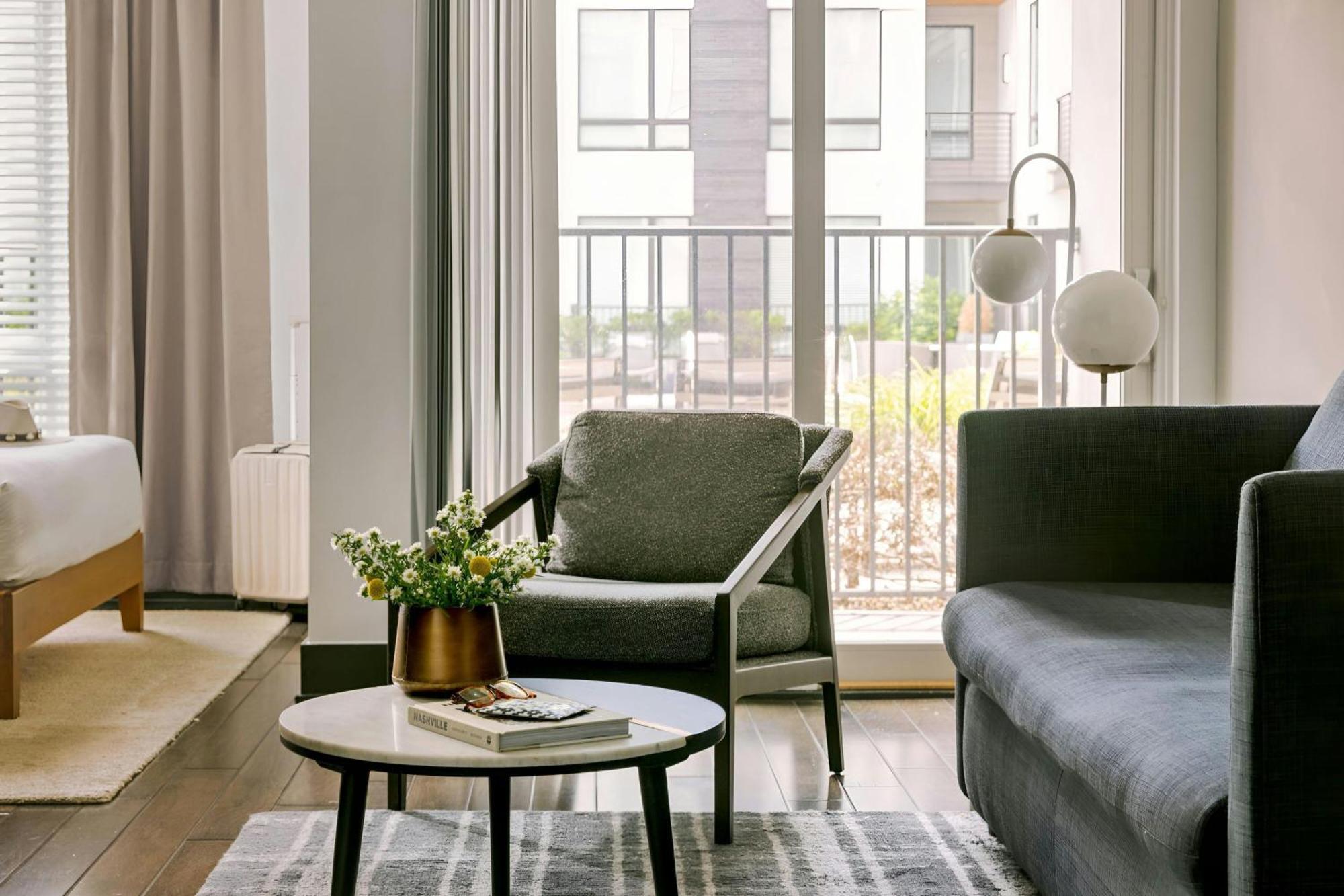 Studio Apartment Queen Bed Balcony Mobility Accessible Roll Shower,1666753420:JPEG