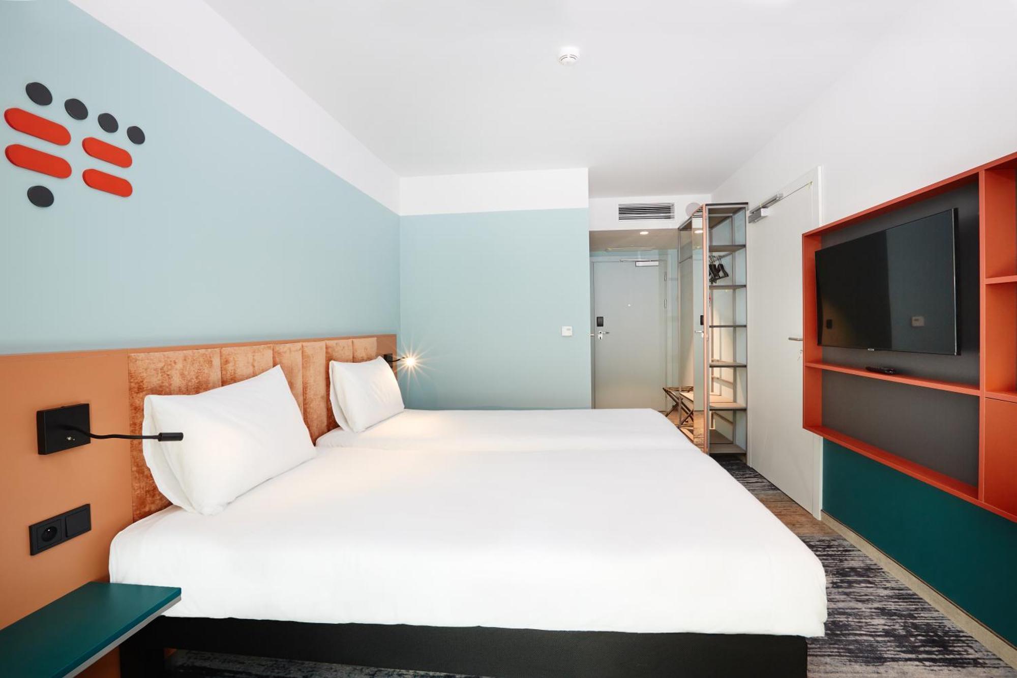 Standard Room Two Single Beds