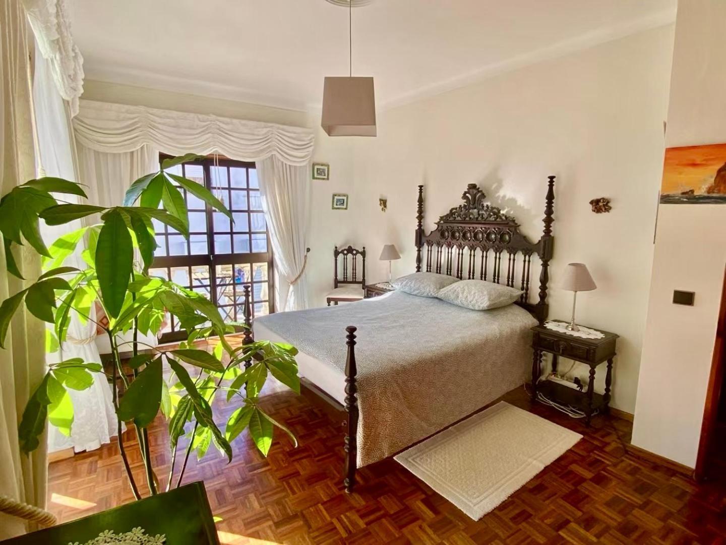 Double Room Private External Bathroom