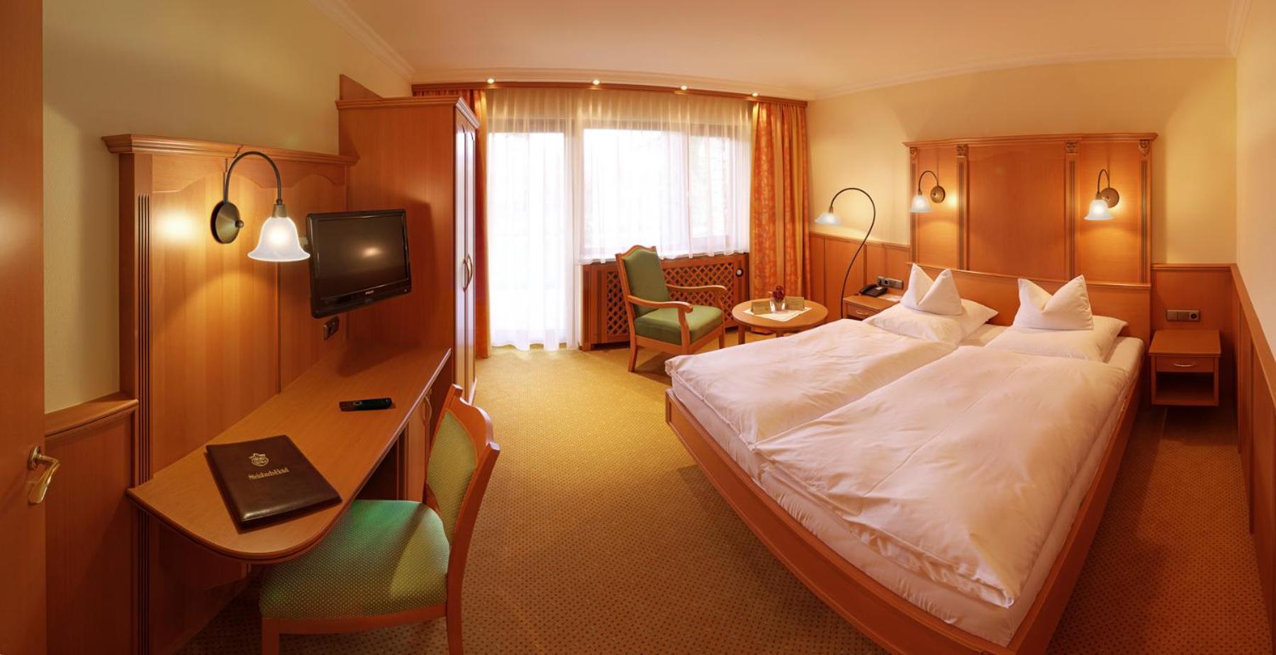 Double Room,1681178282:JPEG