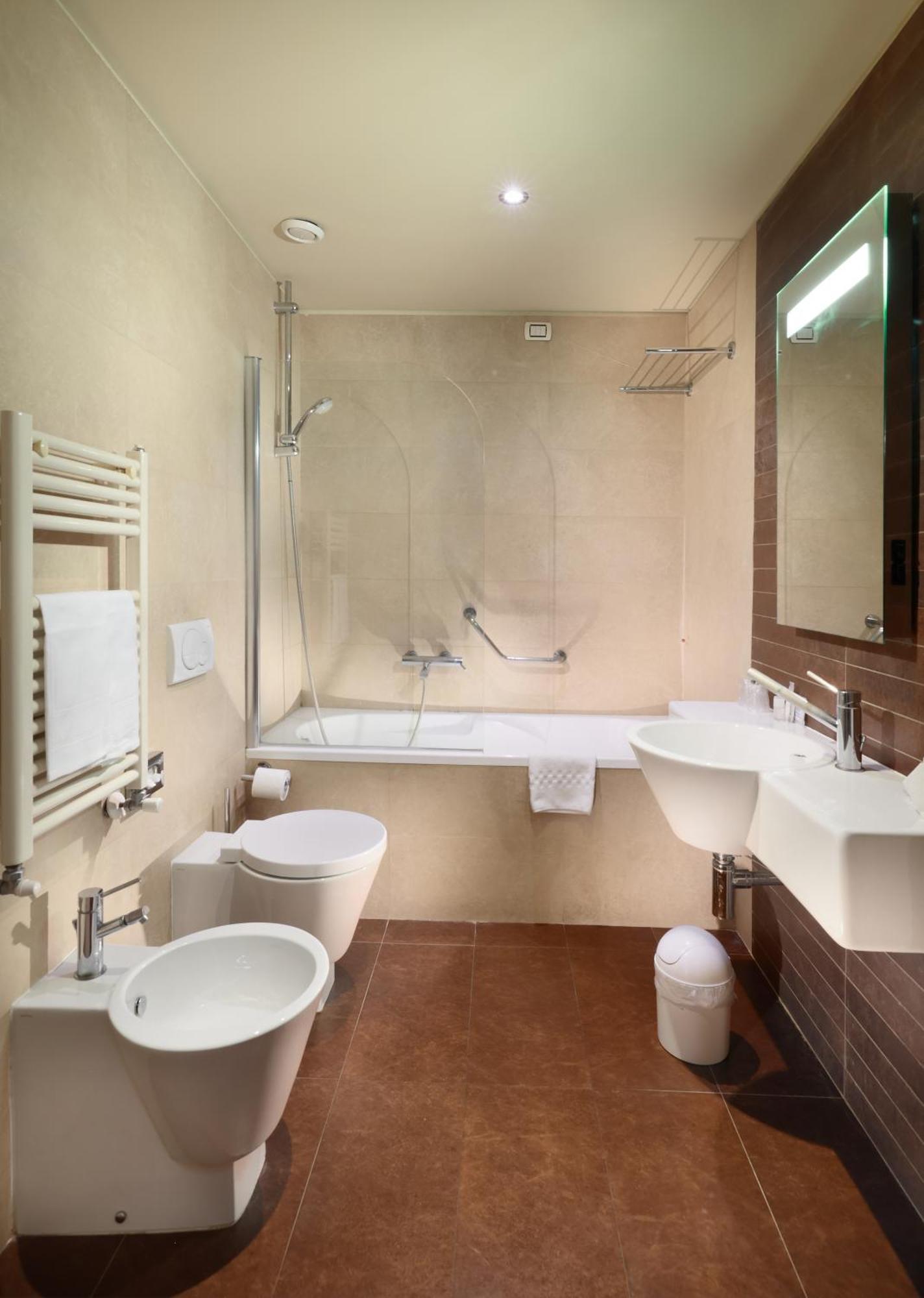 Superior Double or Twin Room,1667425236:JPEG