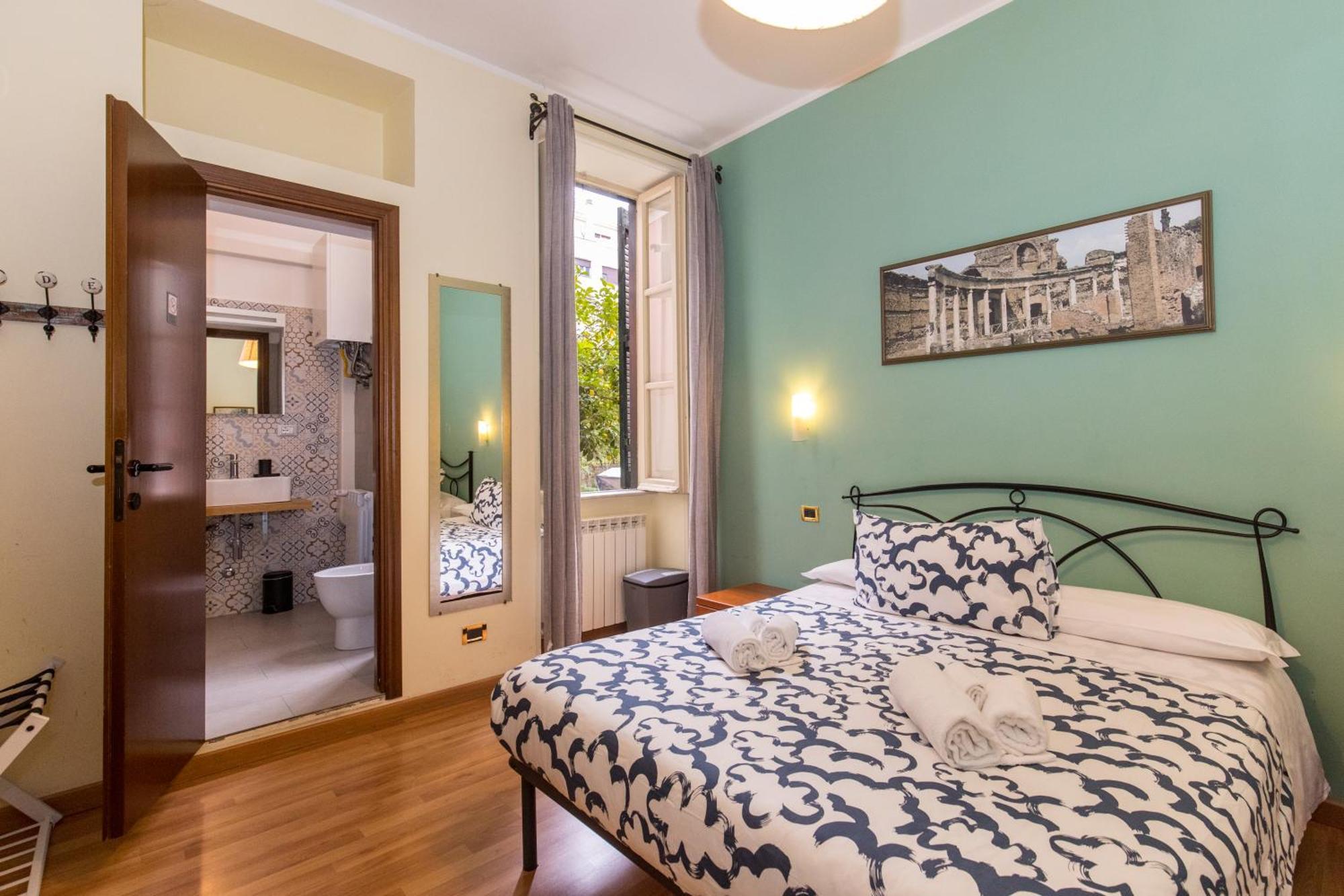 Triple Room Private Bathroom