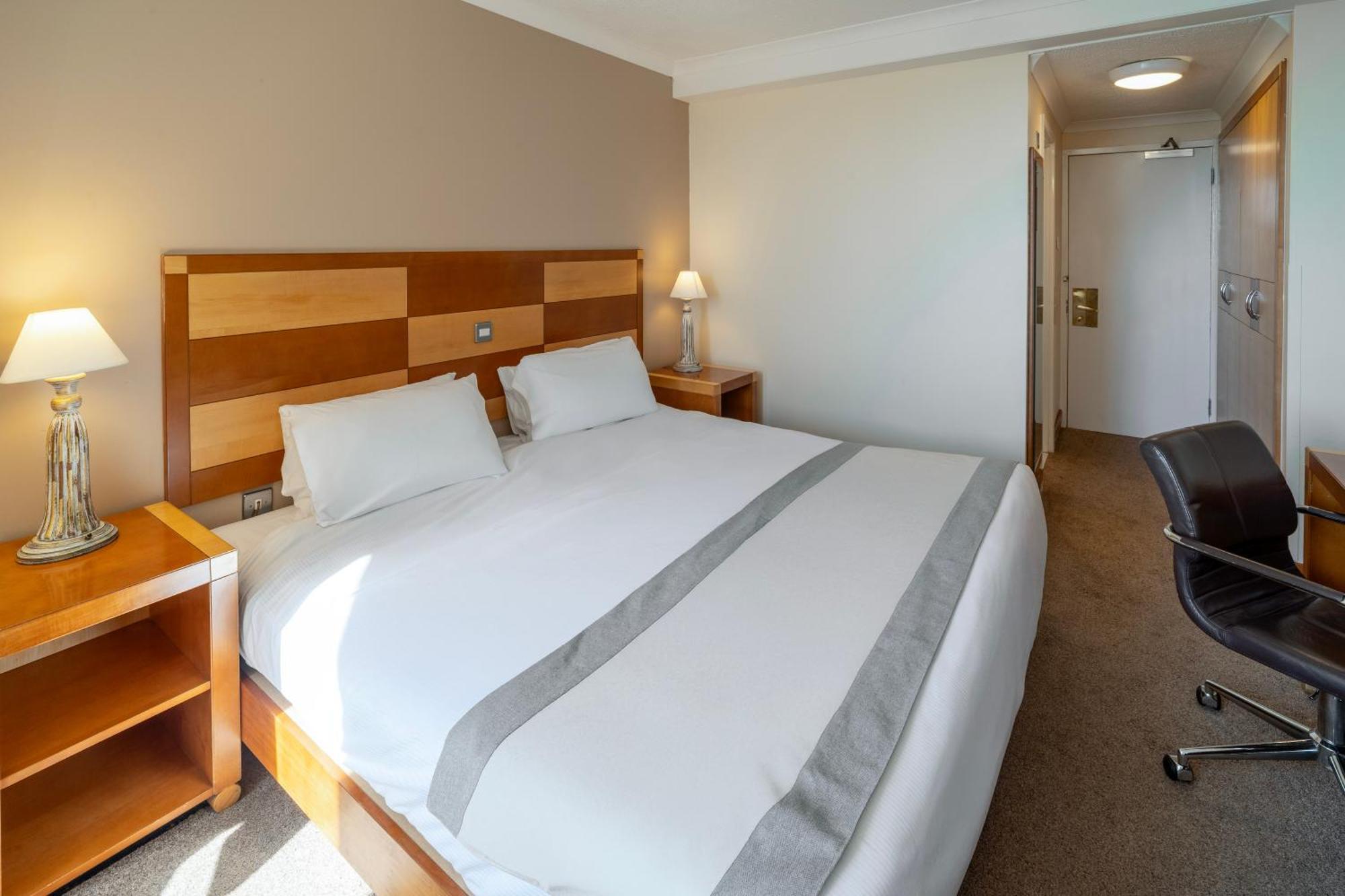 Double or Twin Room Partial Sea View