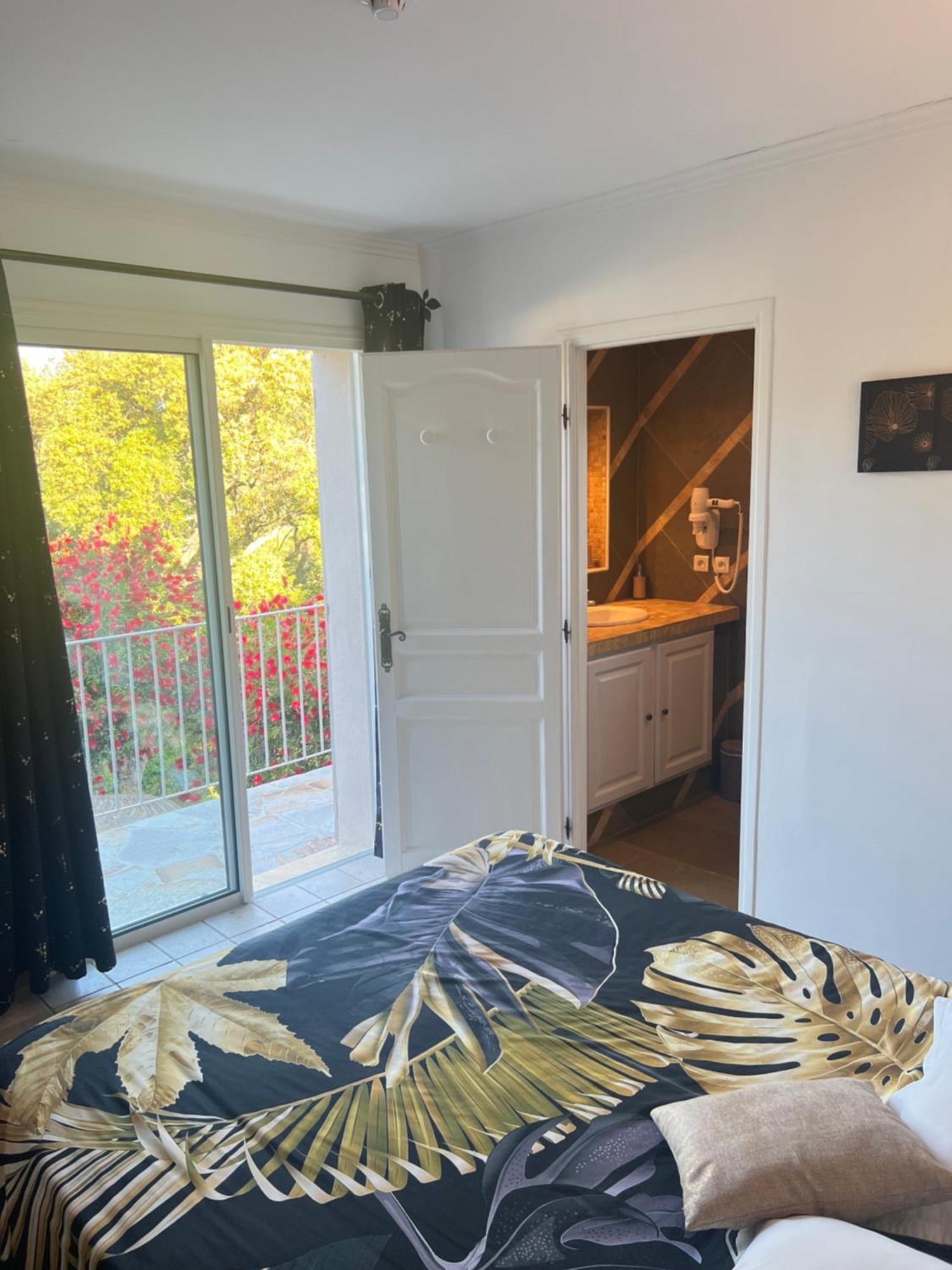 Chambre Double Supérieure avec Balcon