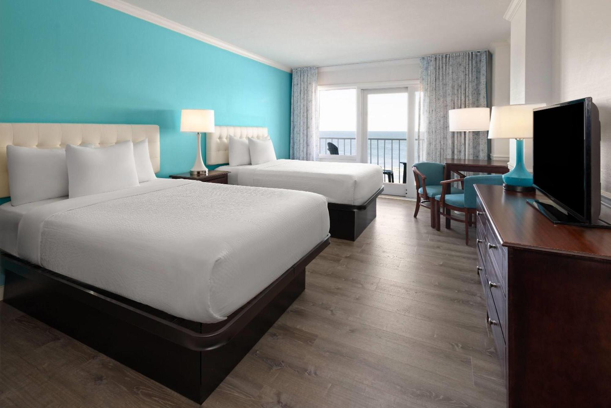 Oceanfront Room with Two Double Beds - Non Smoking,1668064403:JPEG