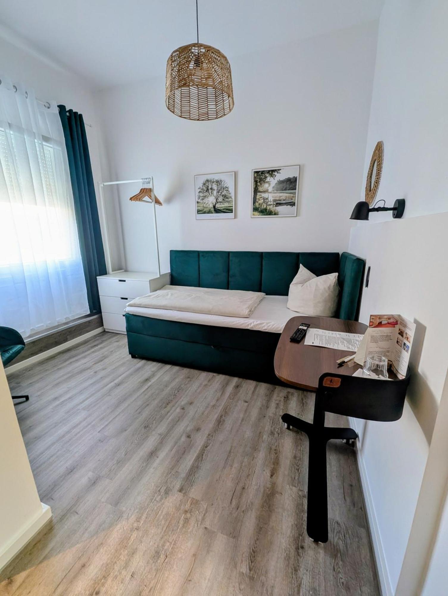 Budget Single Room