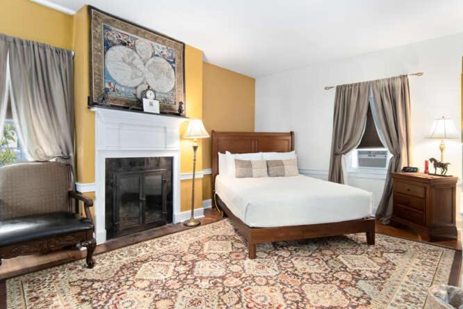 Large Double Room