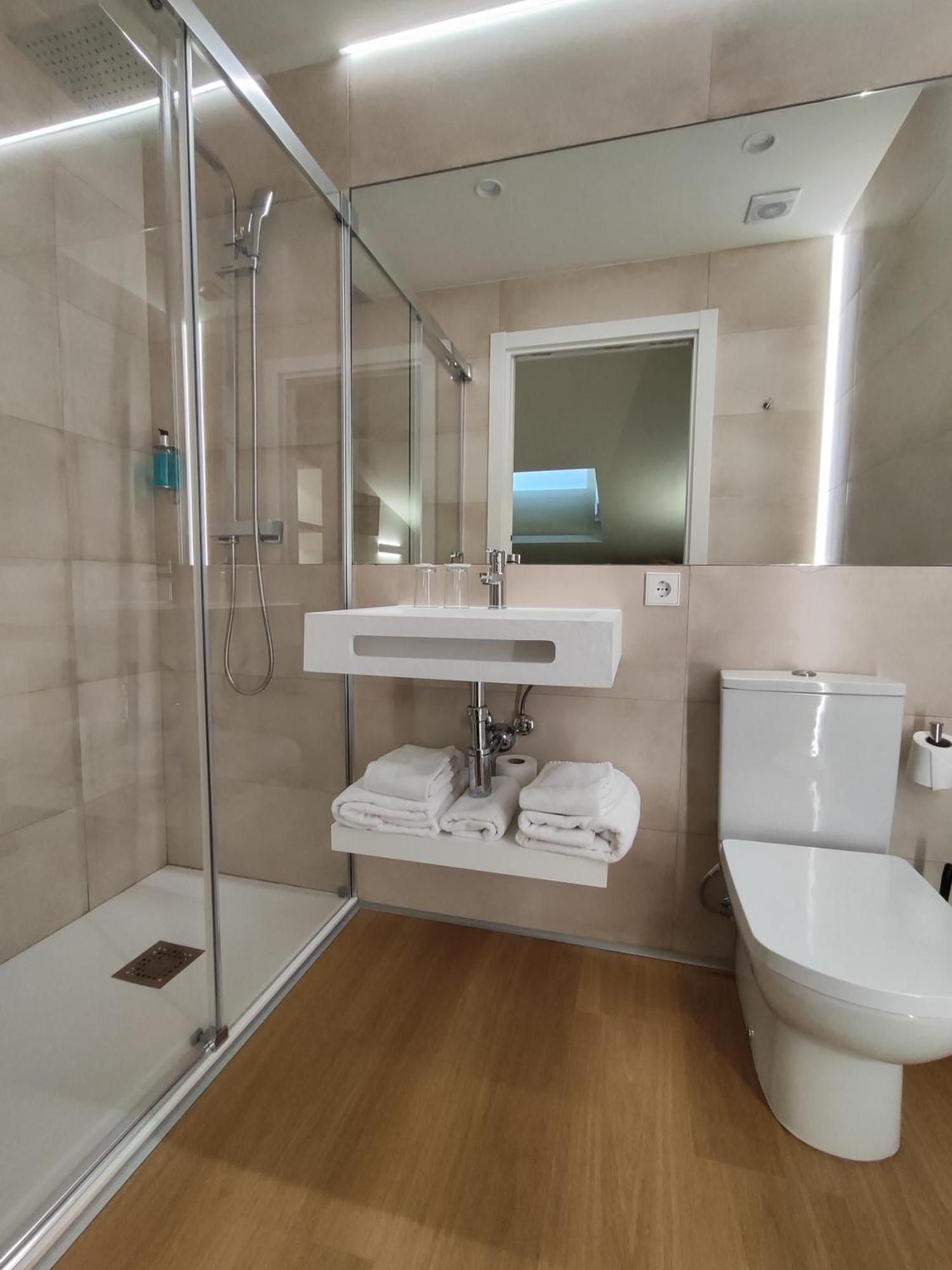 Double Room,1669013716:JPEG