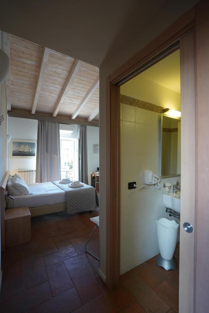 Double Room Balcony,1669033987:JPEG