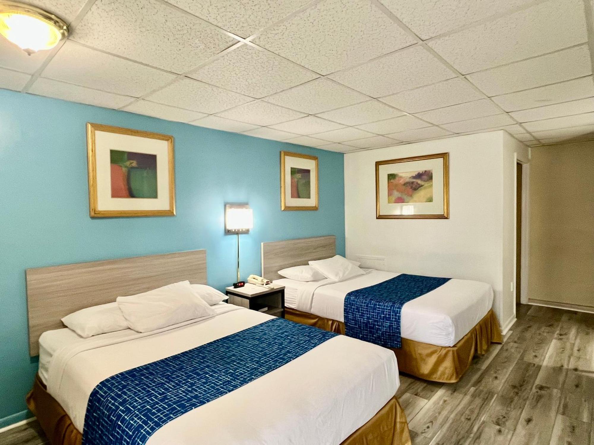 Standard Room Two Double Beds Non-Smoking