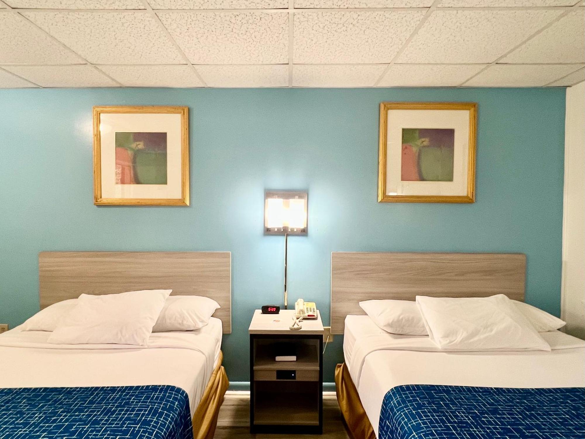 Standard Room Two Double Beds Non-Smoking