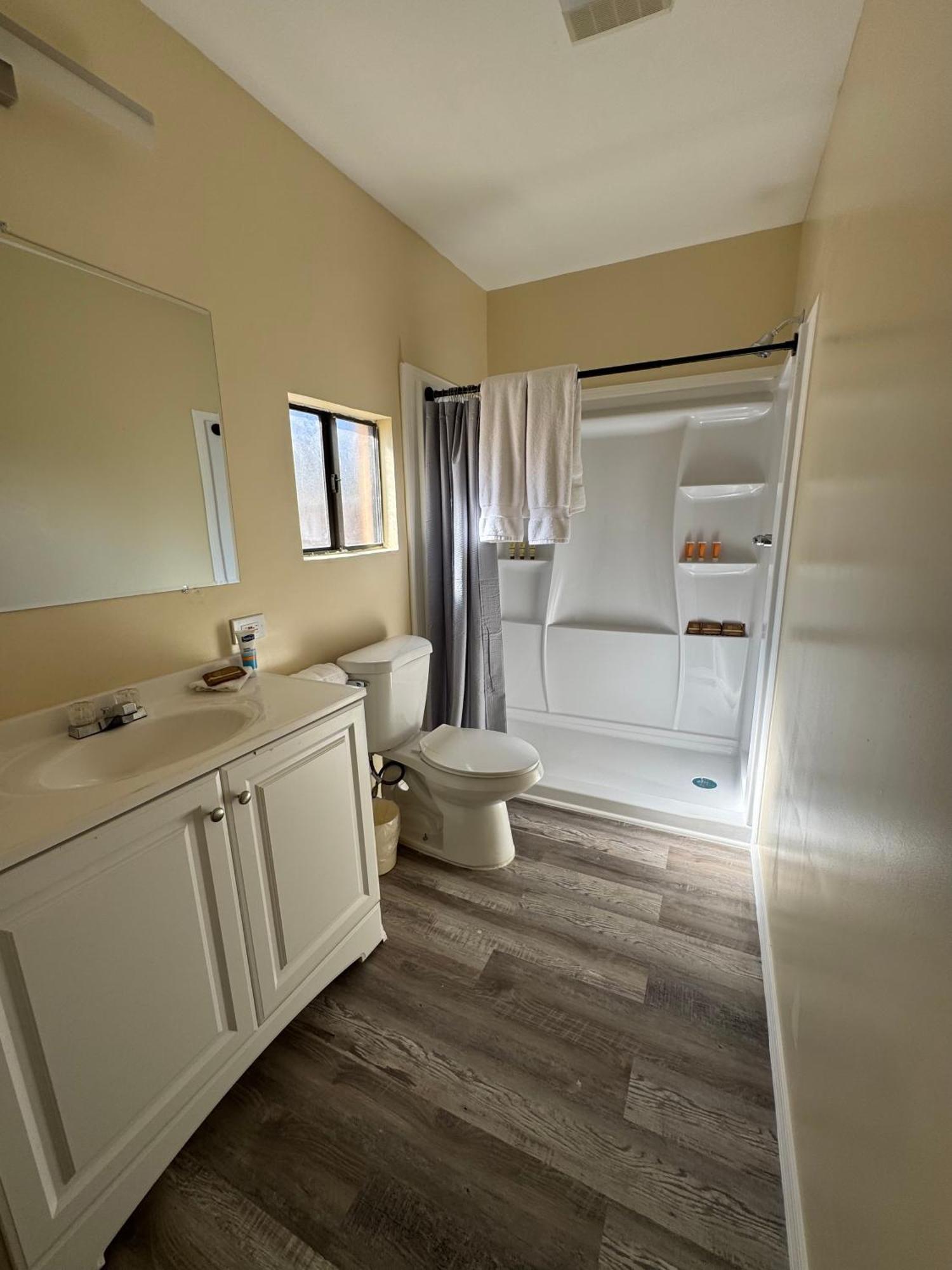 Basic Triple Room