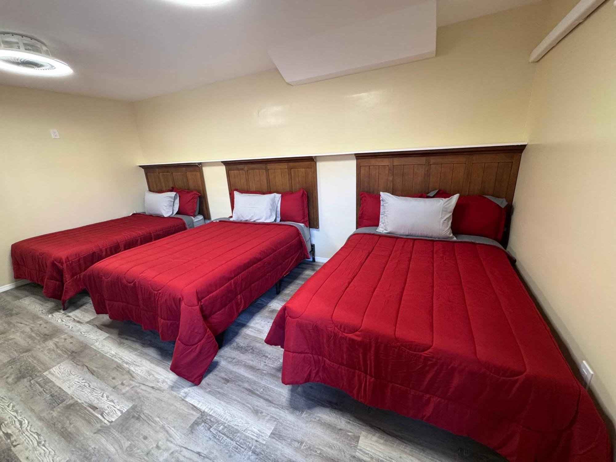 Basic Triple Room