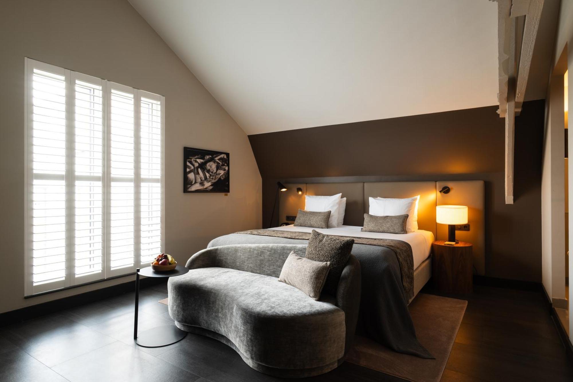 Jean Suite,1669815609:JPEG