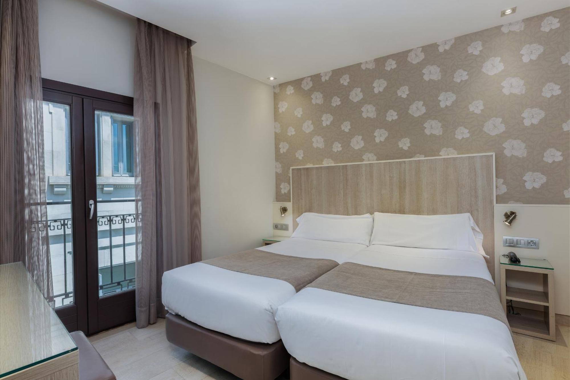 Double or Twin Room,1669816940:JPEG