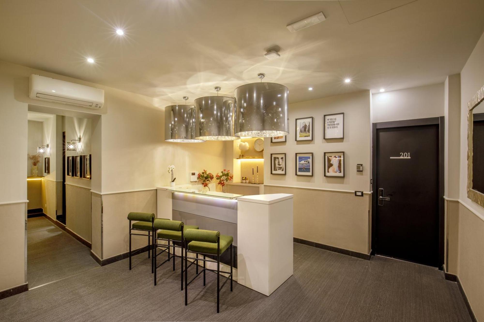 Standard Double Room Via del Corso 81
