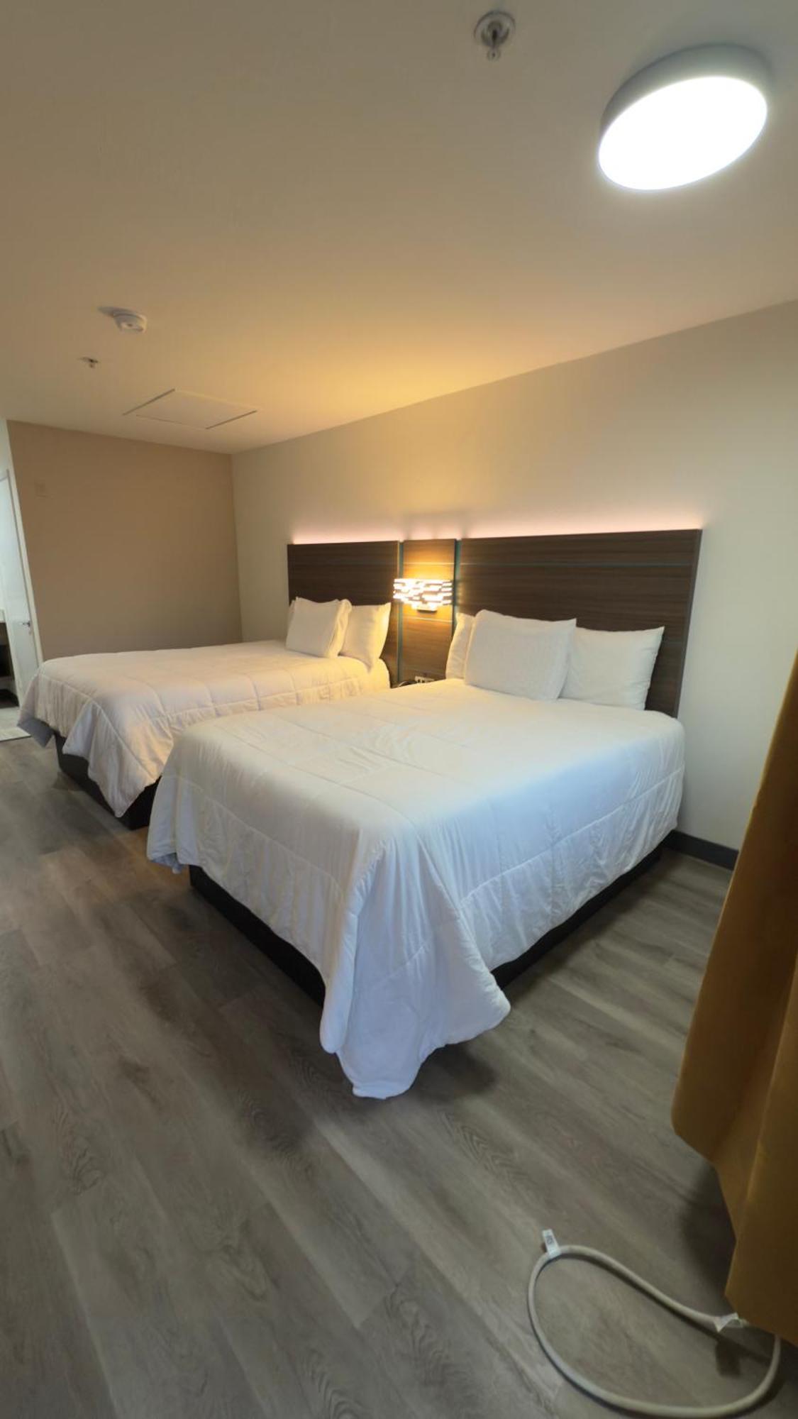 Double Room Two Double Beds Non-Smoking
