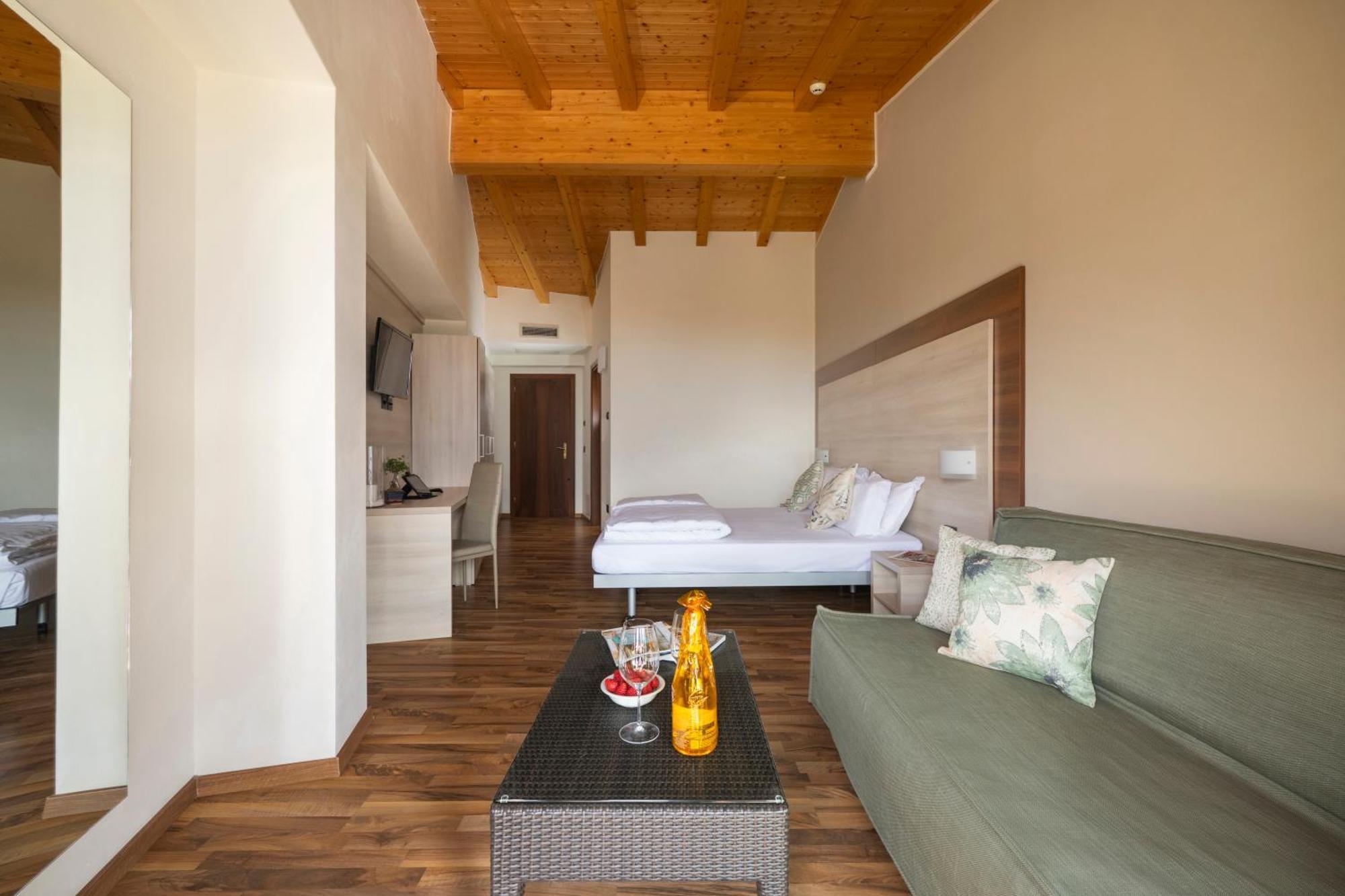 Deluxe Double Room Balcony