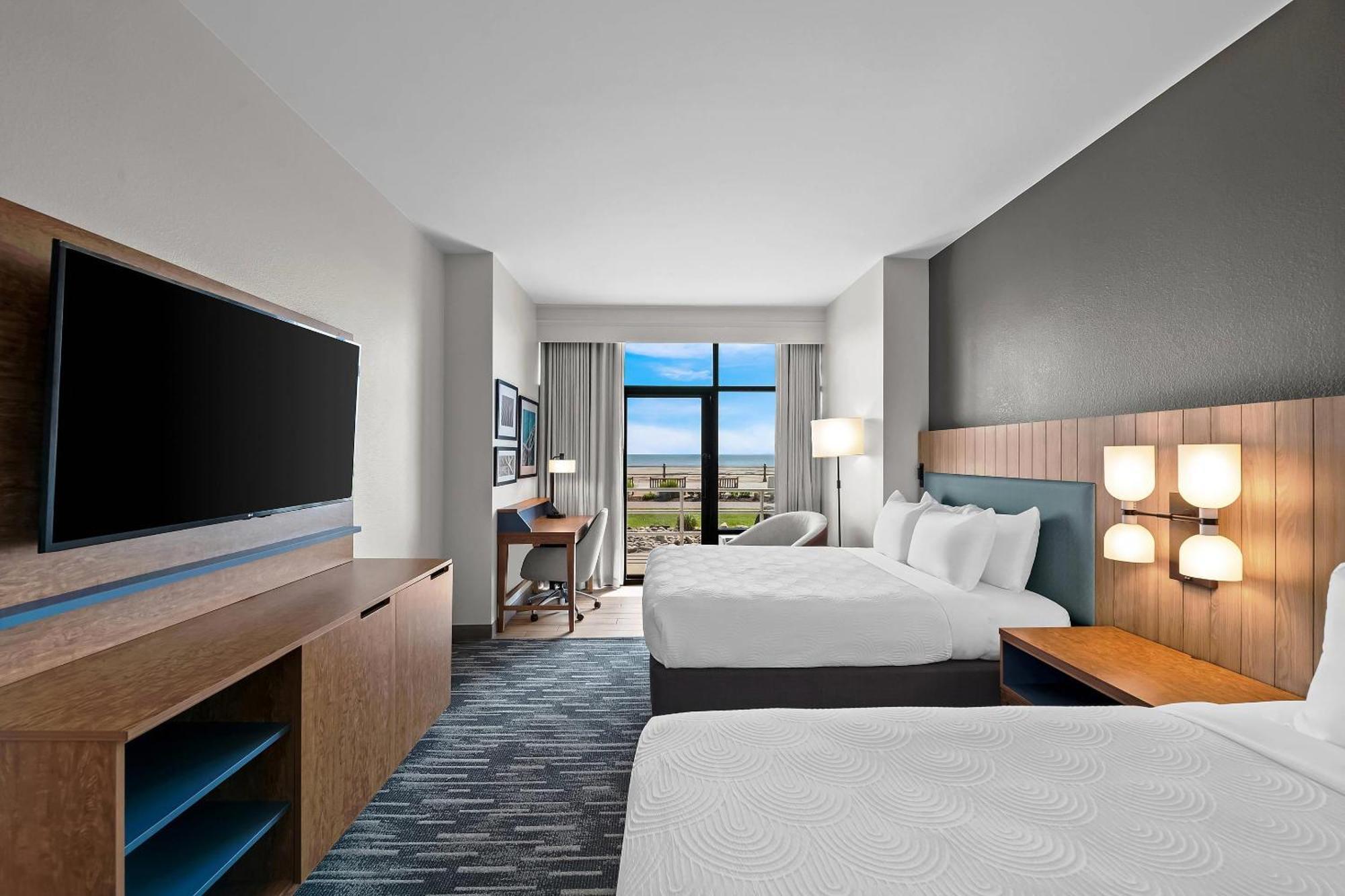 Queen Room Two Queen Beds Ocean Level