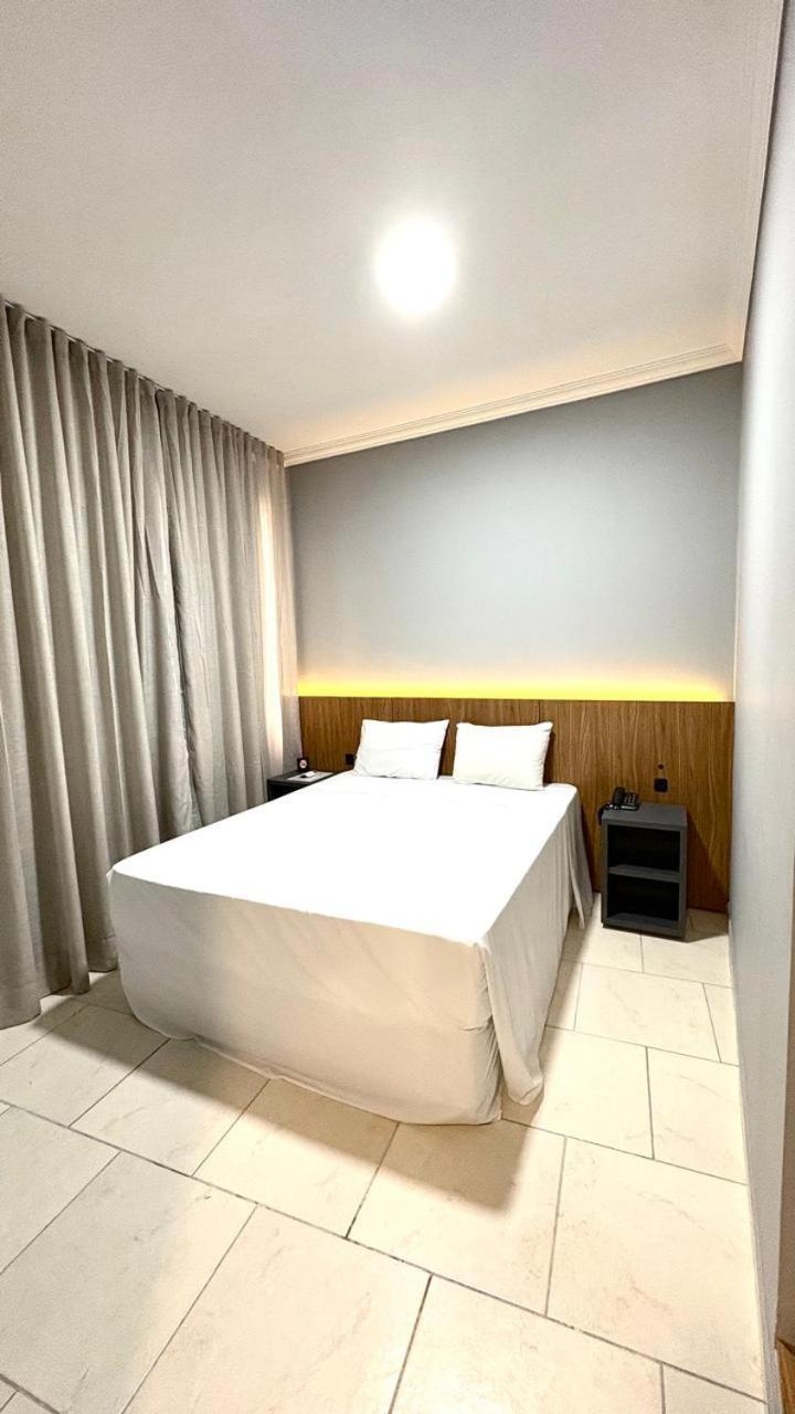 Deluxe Single Room,1669826310:JPEG