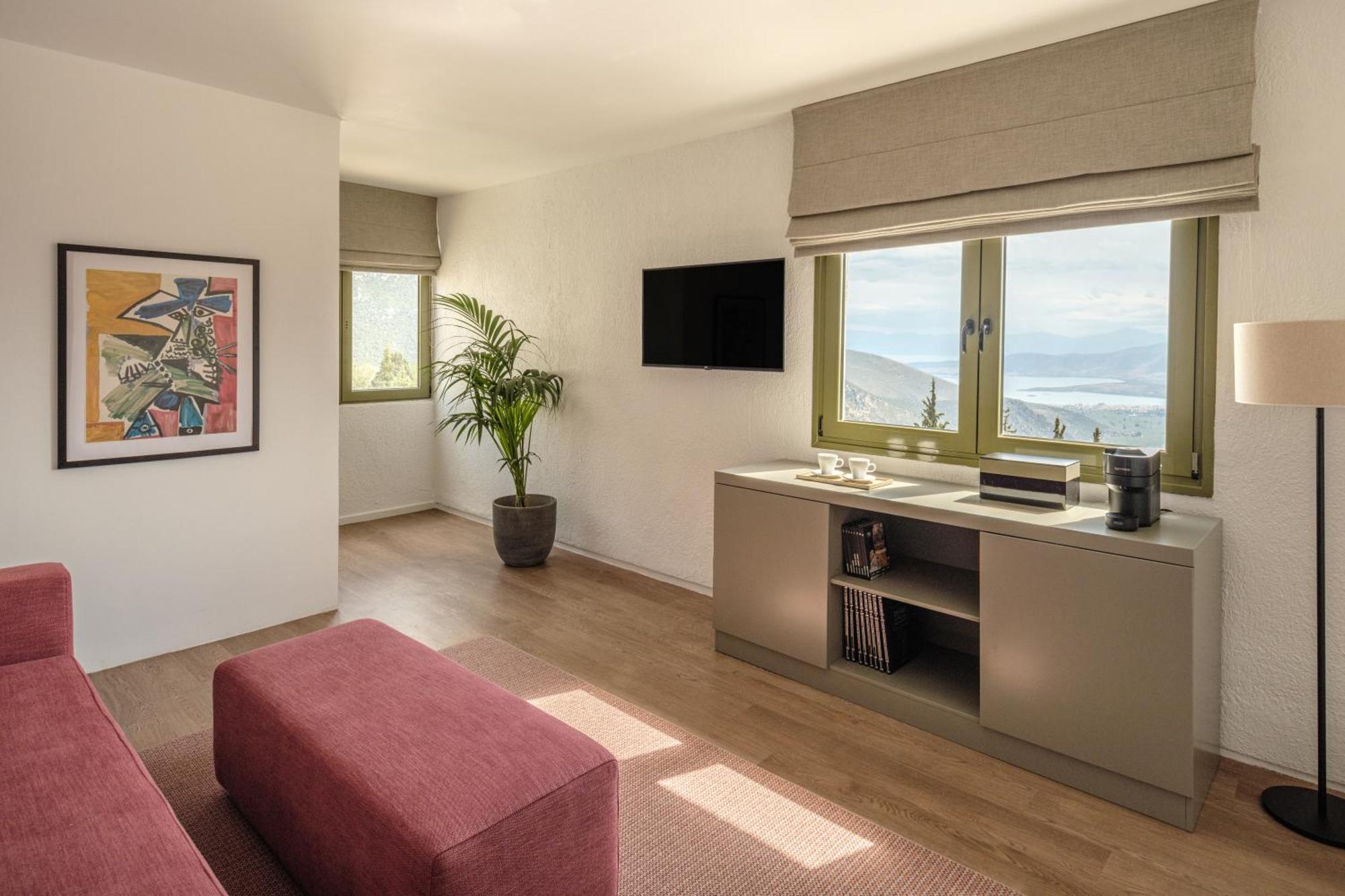Junior Suite,1669830913:JPEG