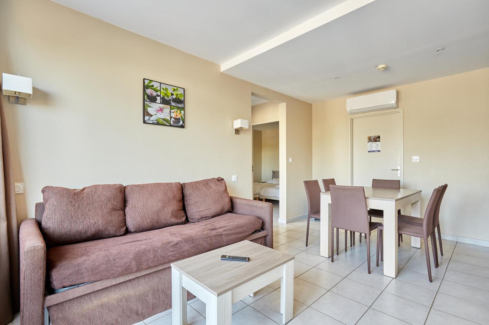 One-Bedroom Apartment,1669832352:JPEG