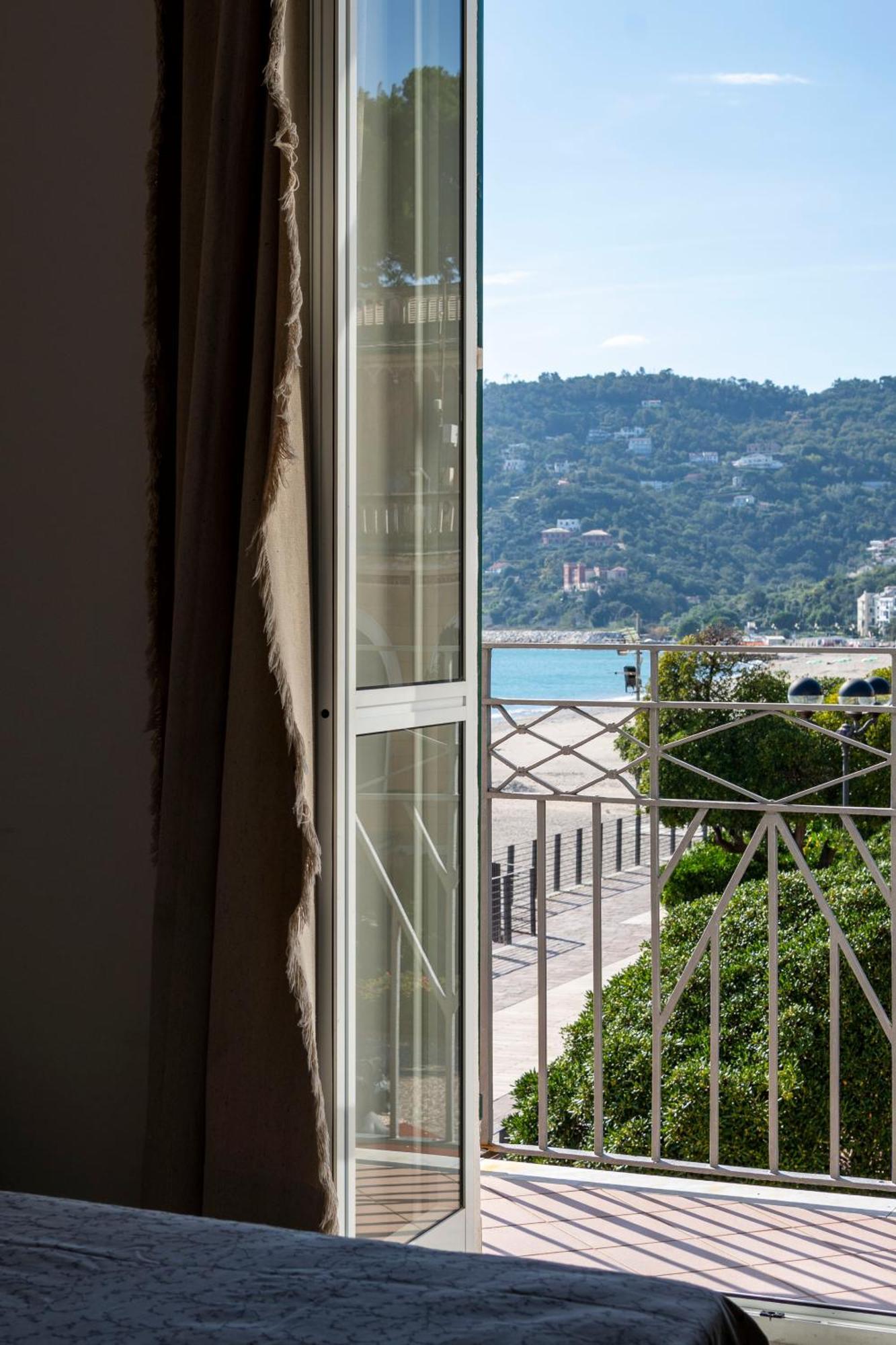 Double Room Balcony Sea View