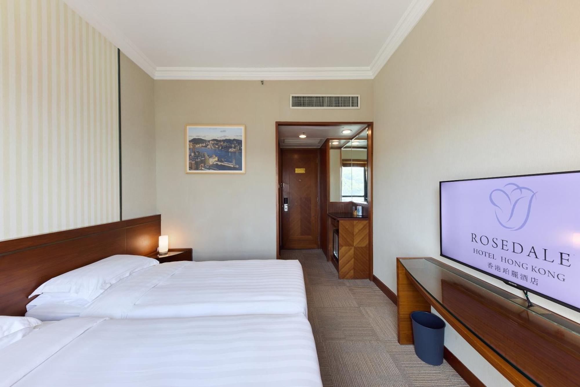 Executive Room 25-32 or F