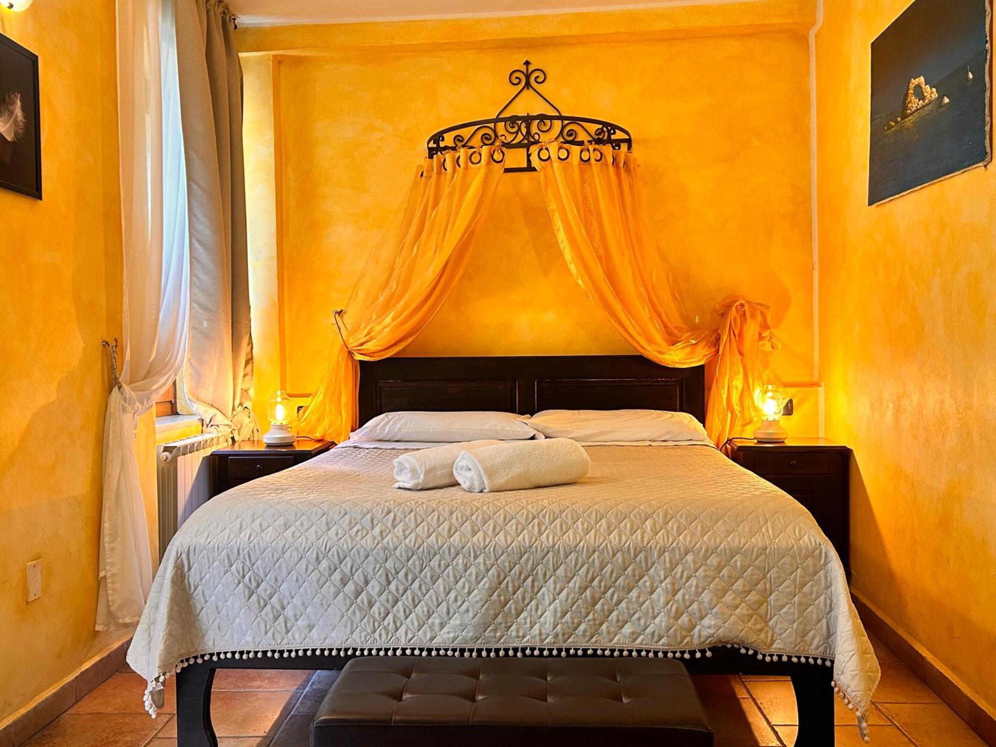 Double Room,1670705675:JPEG