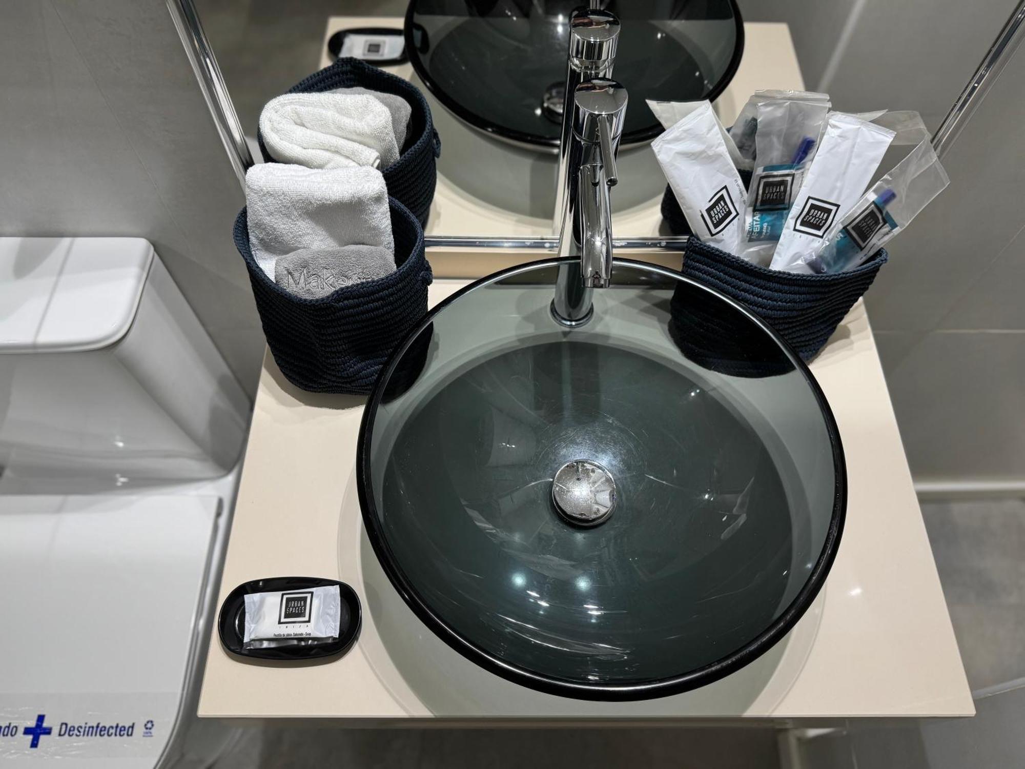 Standard Suite