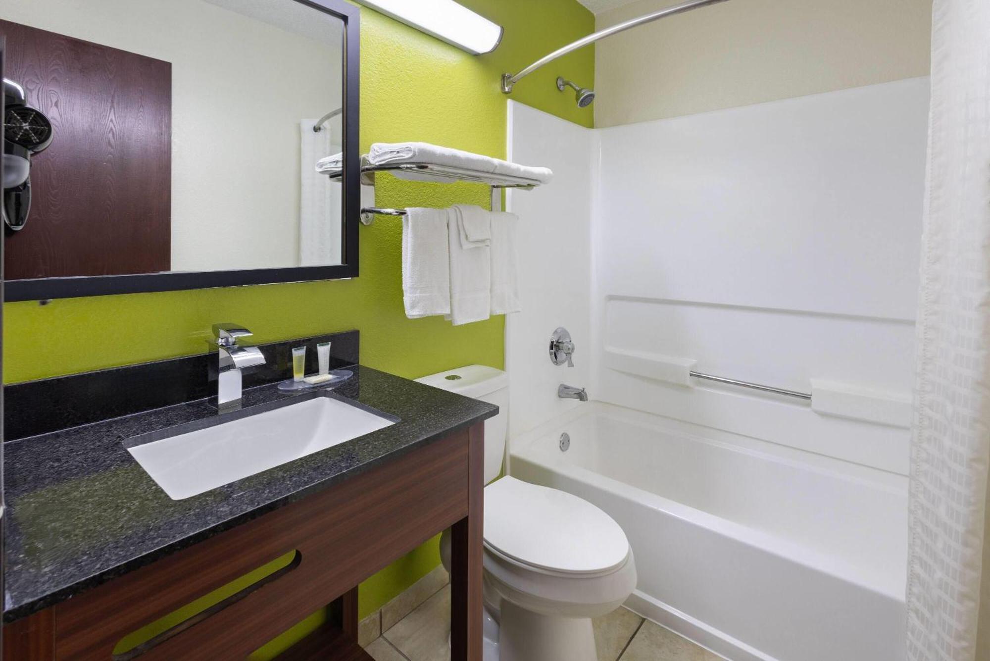 Deluxe Double Room with Two Double Beds - Non-Smoking