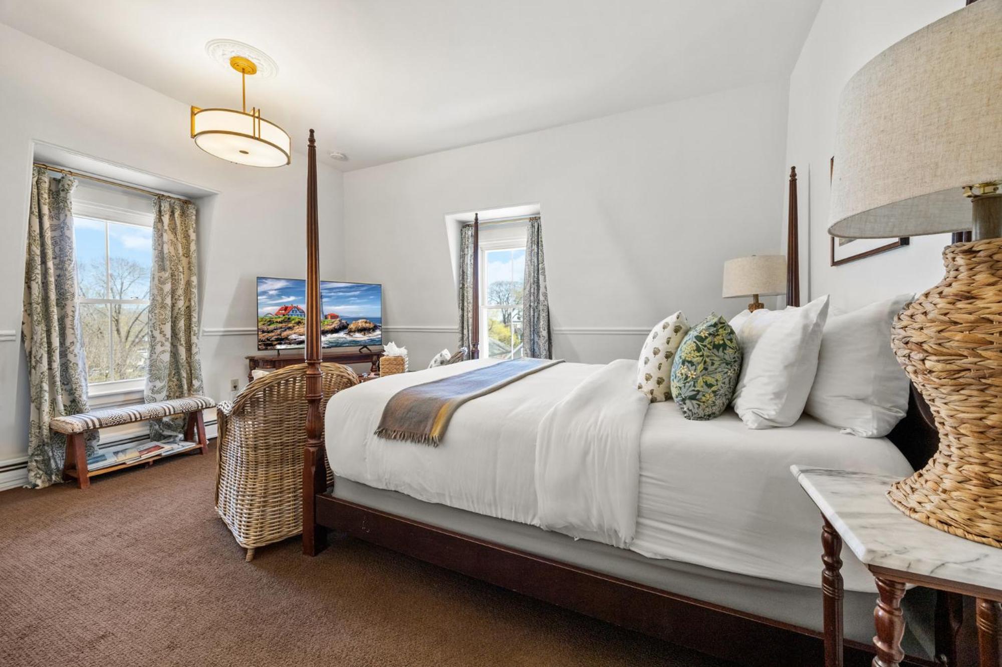 Queen Room