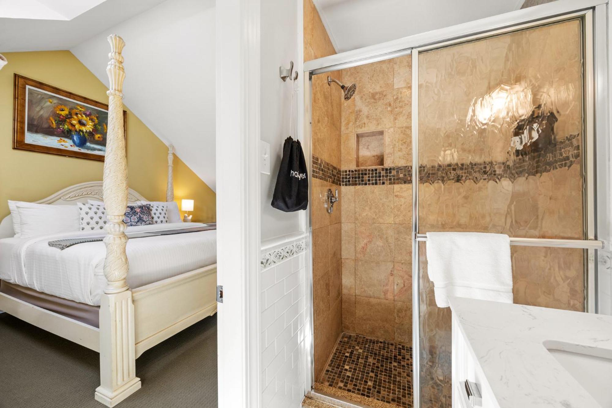 Queen Suite