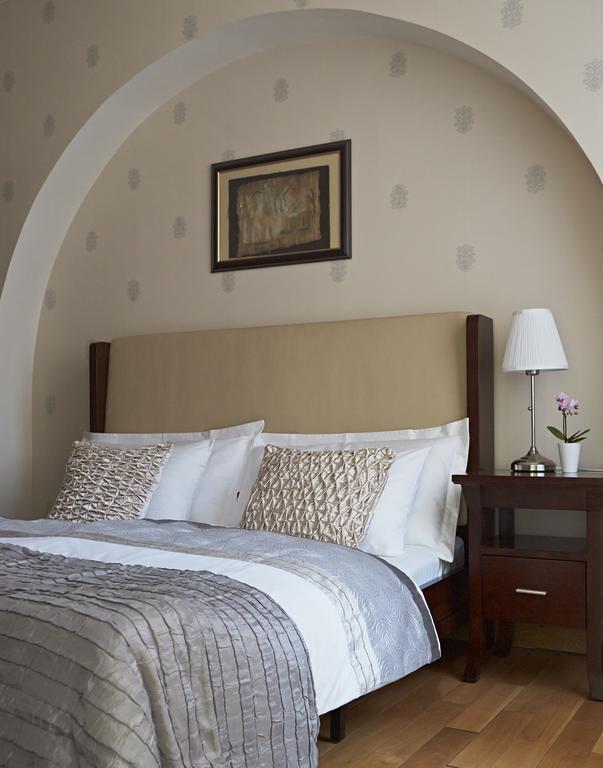 Deluxe Two-Bedroom Suite